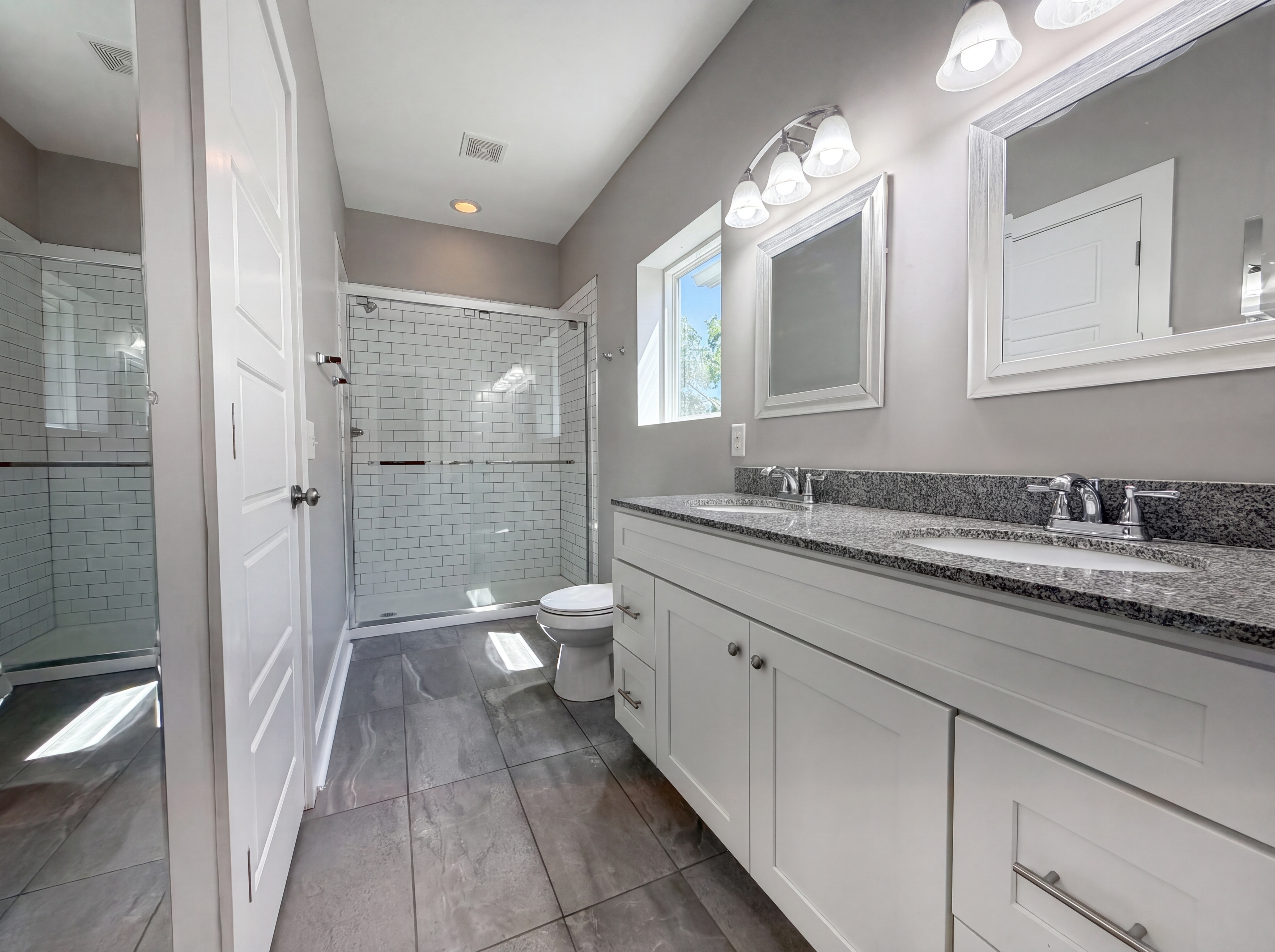 Photo 12 of 19 of 227A Hillcrest Dr, Madison, TN