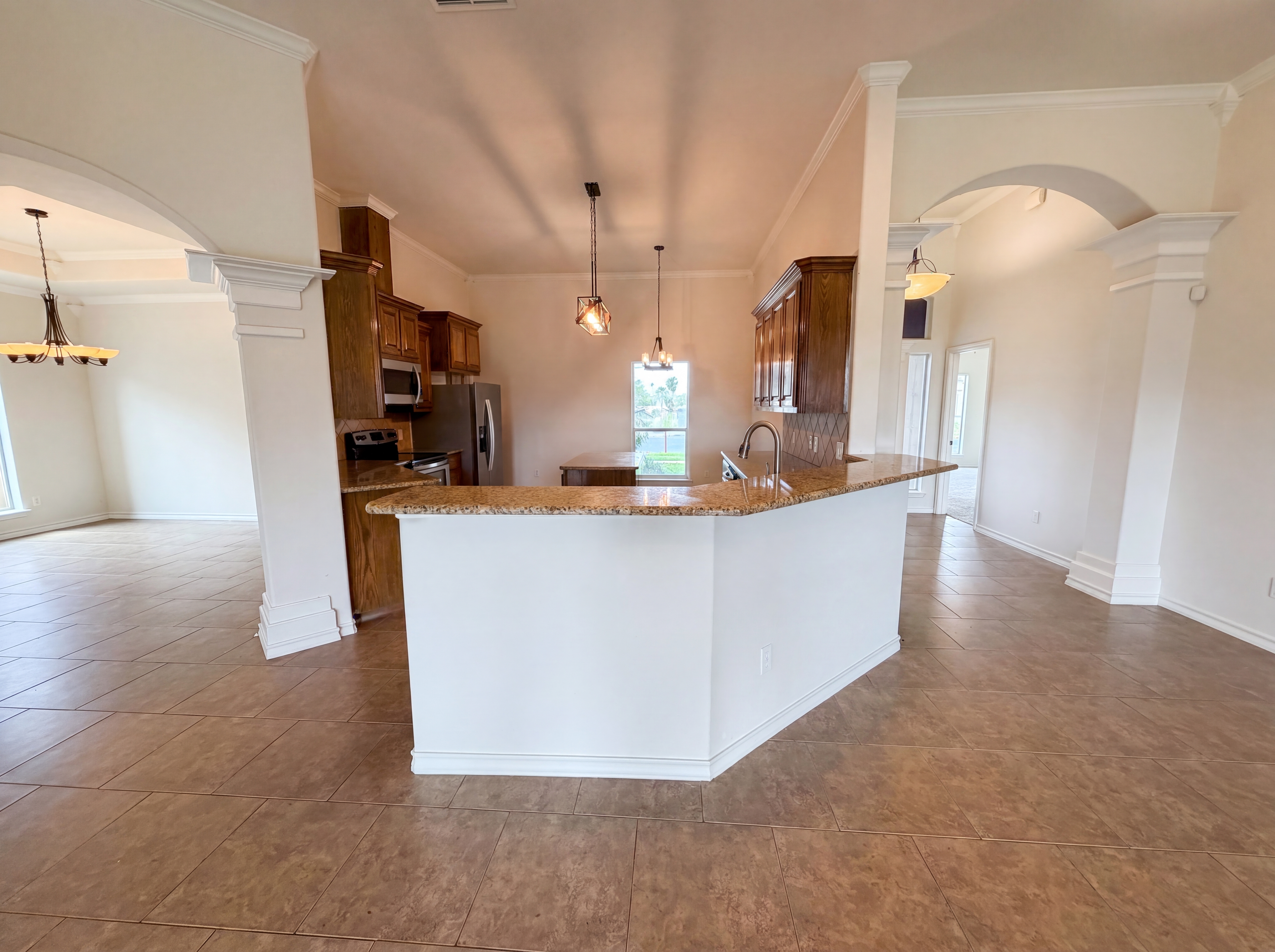 Photo 16 of 20 of 5721 Loire Blvd, Corpus Christi, TX