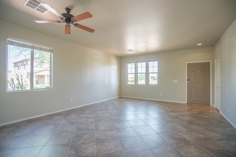 Photo 6 of 30 - 7106 S 68th Gln, Laveen, AZ 85339