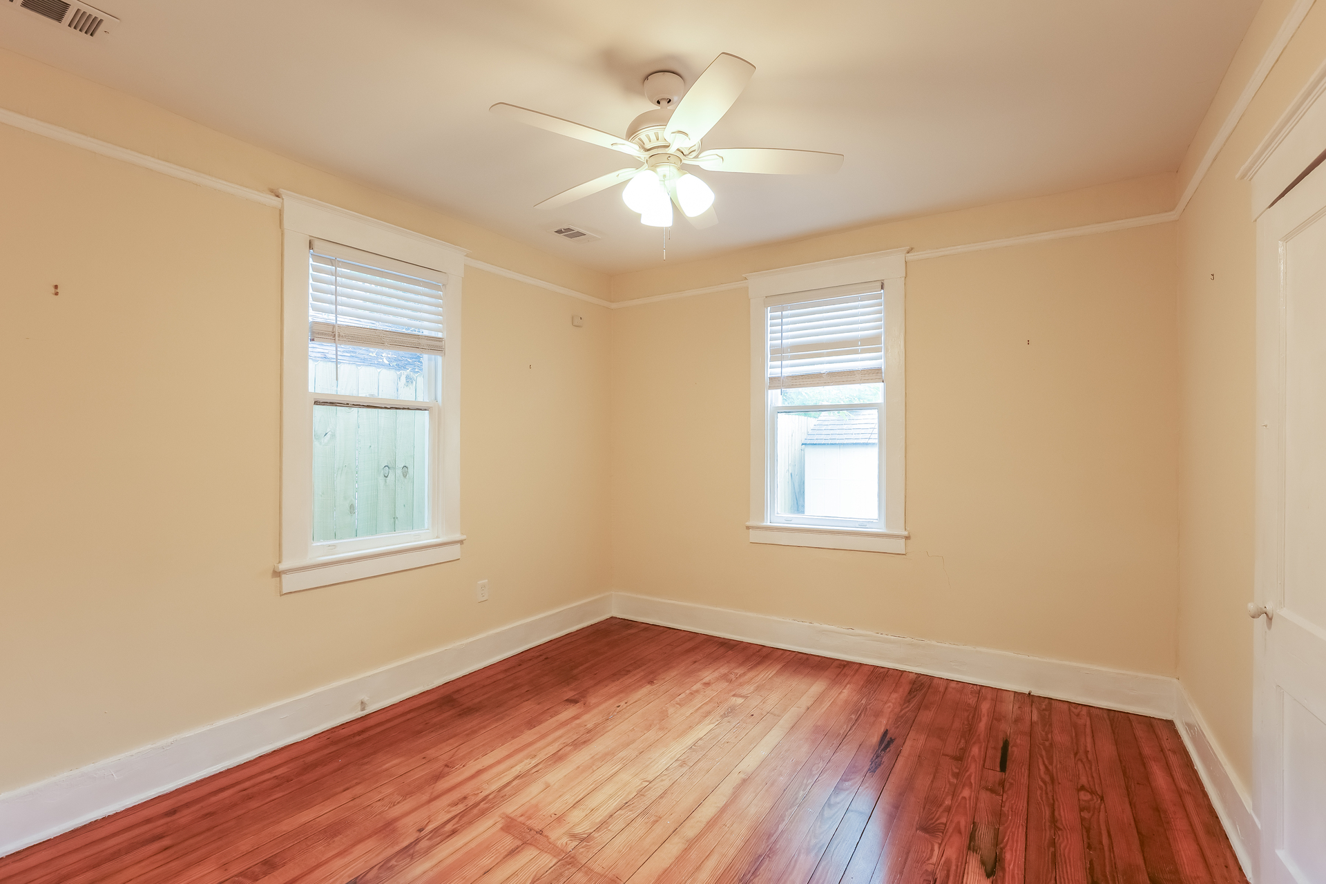 Photo 19 of 21 of 1231 E 42nd St, Savannah, GA