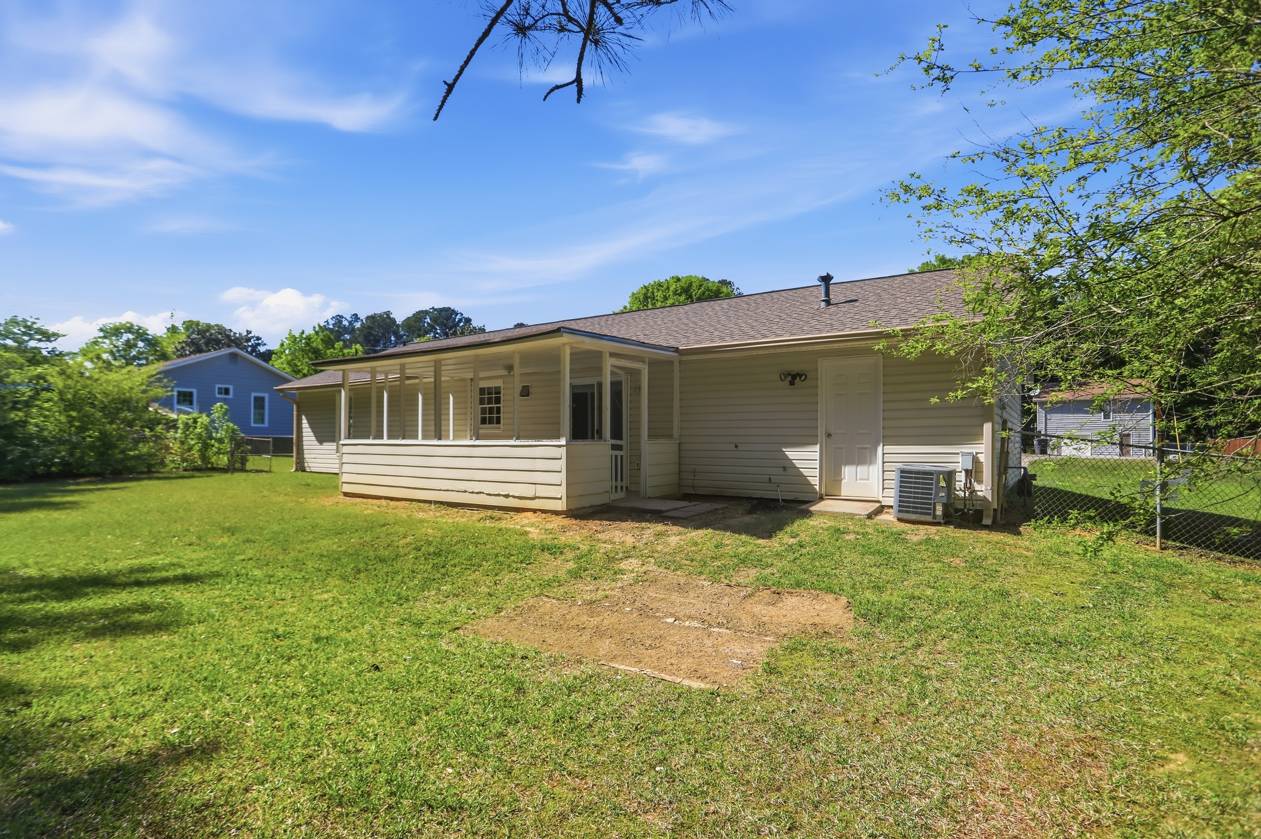 Photo 27 of 30 of 3233 Lancer Dr, Powder Springs, GA