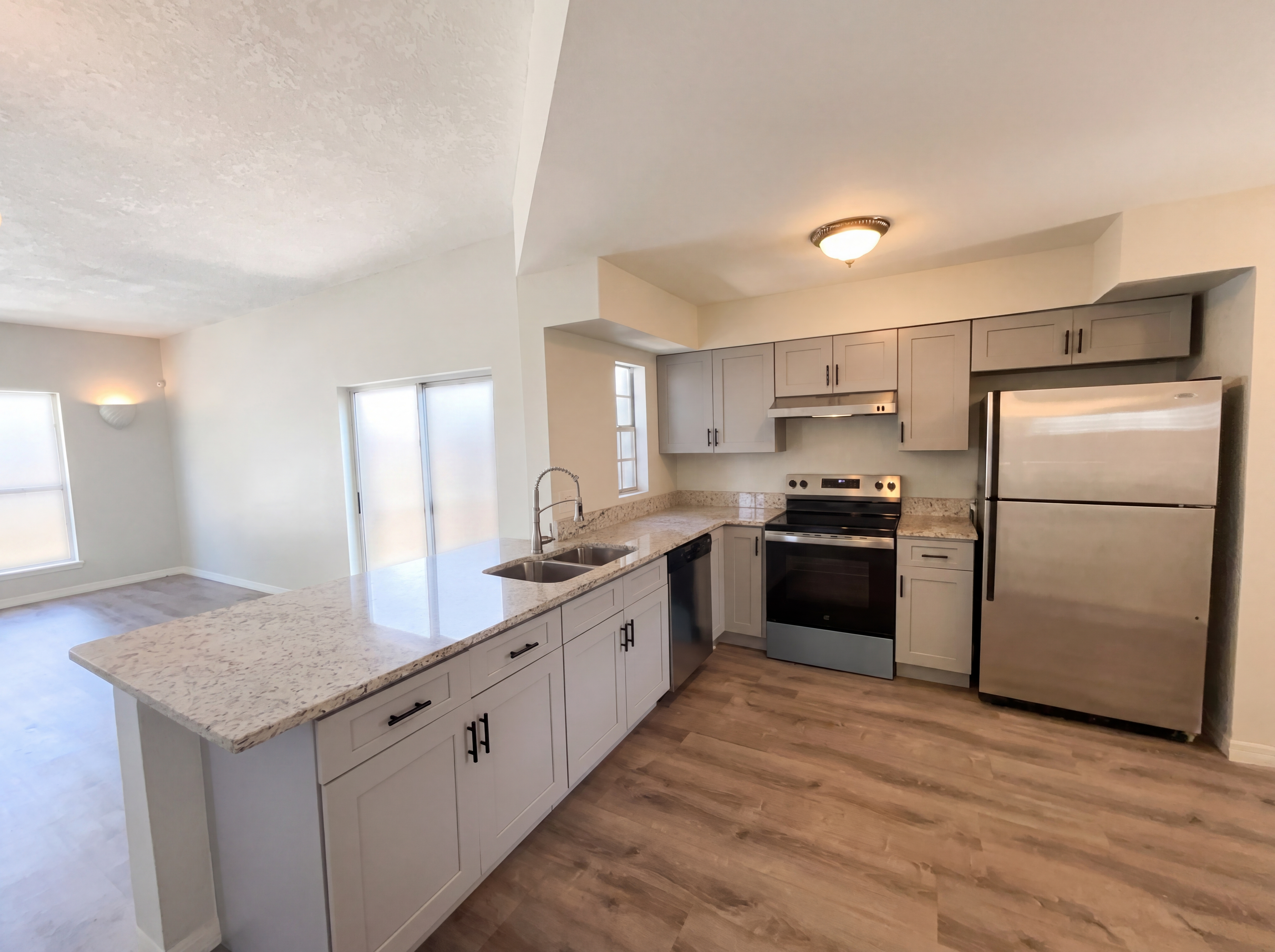 Photo 9 of 25 of 780 Olympic Cir, Ocoee, FL