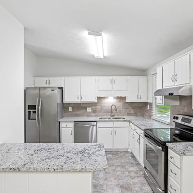 Property photo 2 of 3020 Forestside Ln