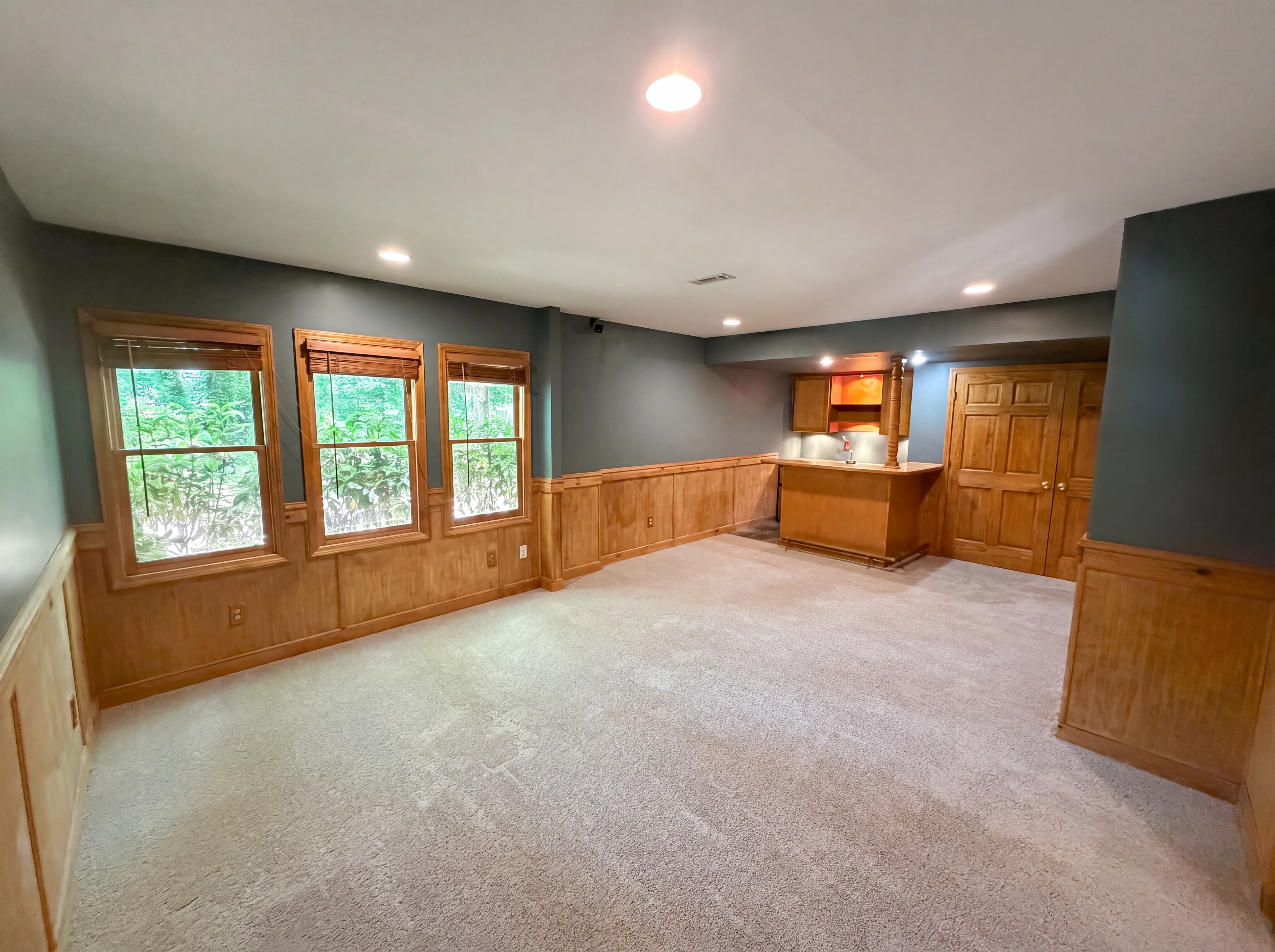 Photo 9 of 17 of 2623 Wellington Dr, Marietta, GA