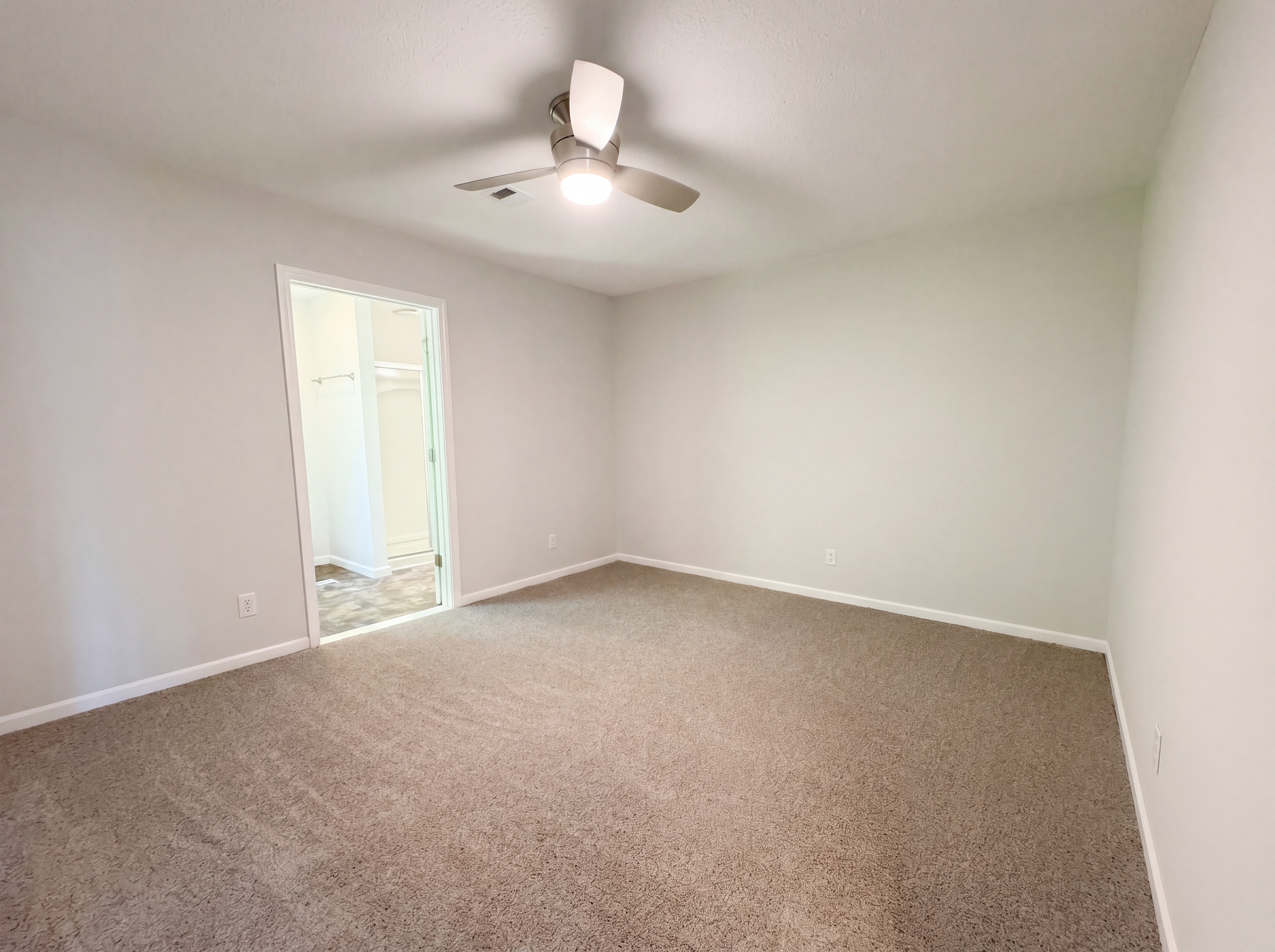 Photo 11 of 19 of 272 Wolfe Ln, Inman, SC