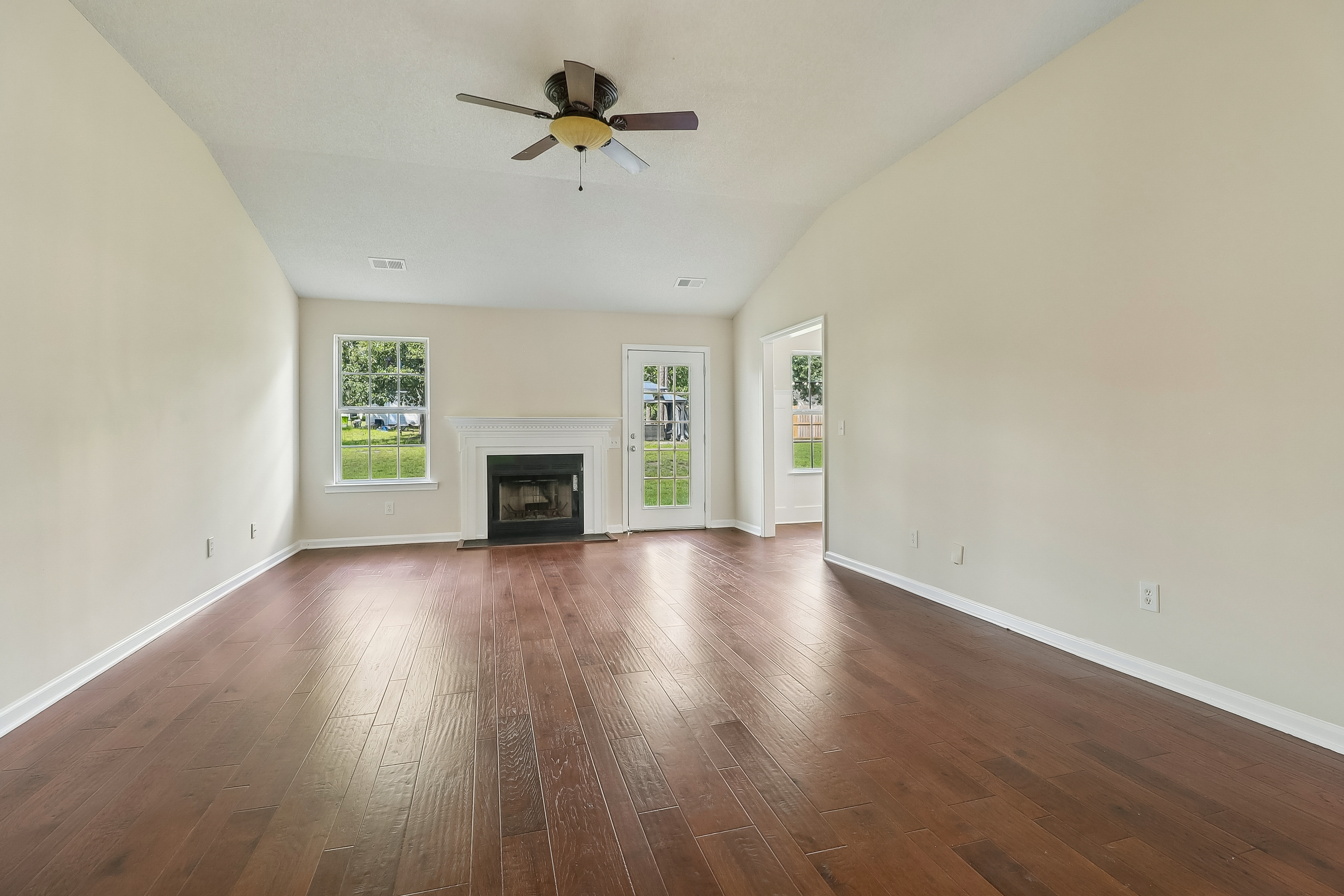 Photo 4 of 36 of 3 Rushwood Ct, Columbia, SC