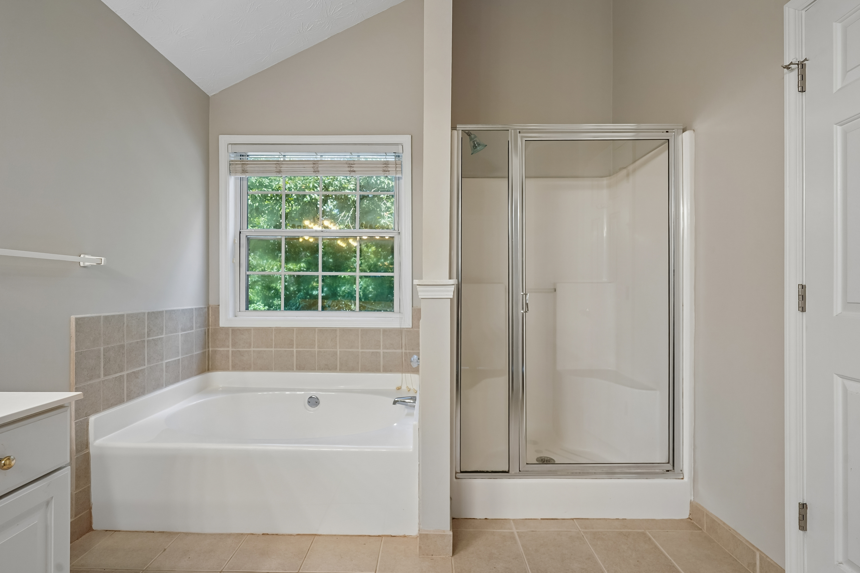 Photo 30 of 68 of 2859 Savannah Walk Ln, Suwanee, GA