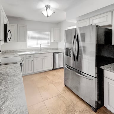 Property photo 2 of 9500 N Albatross Dr