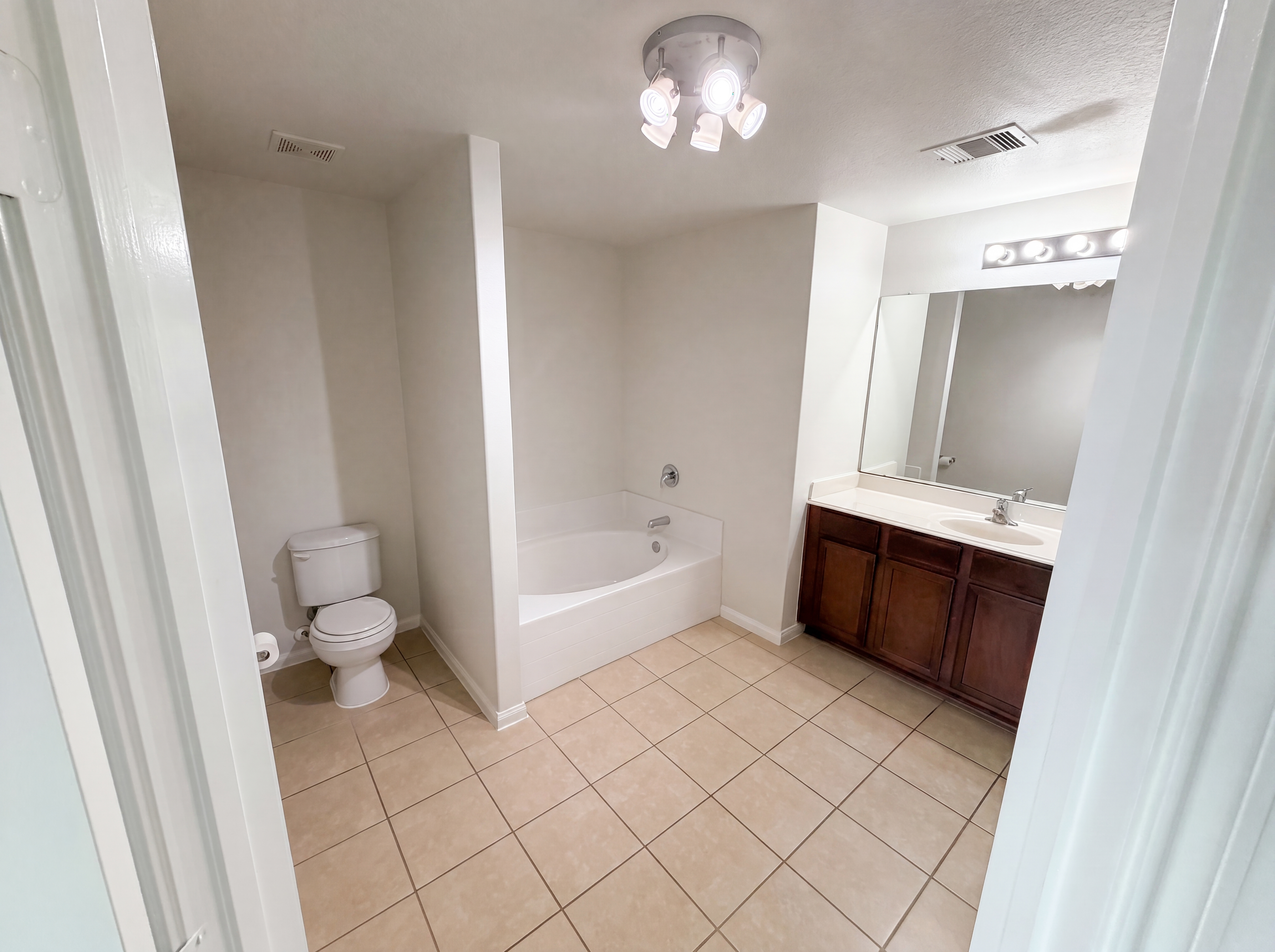 Photo 11 of 21 of 20523 Freedom River Dr, Humble, TX
