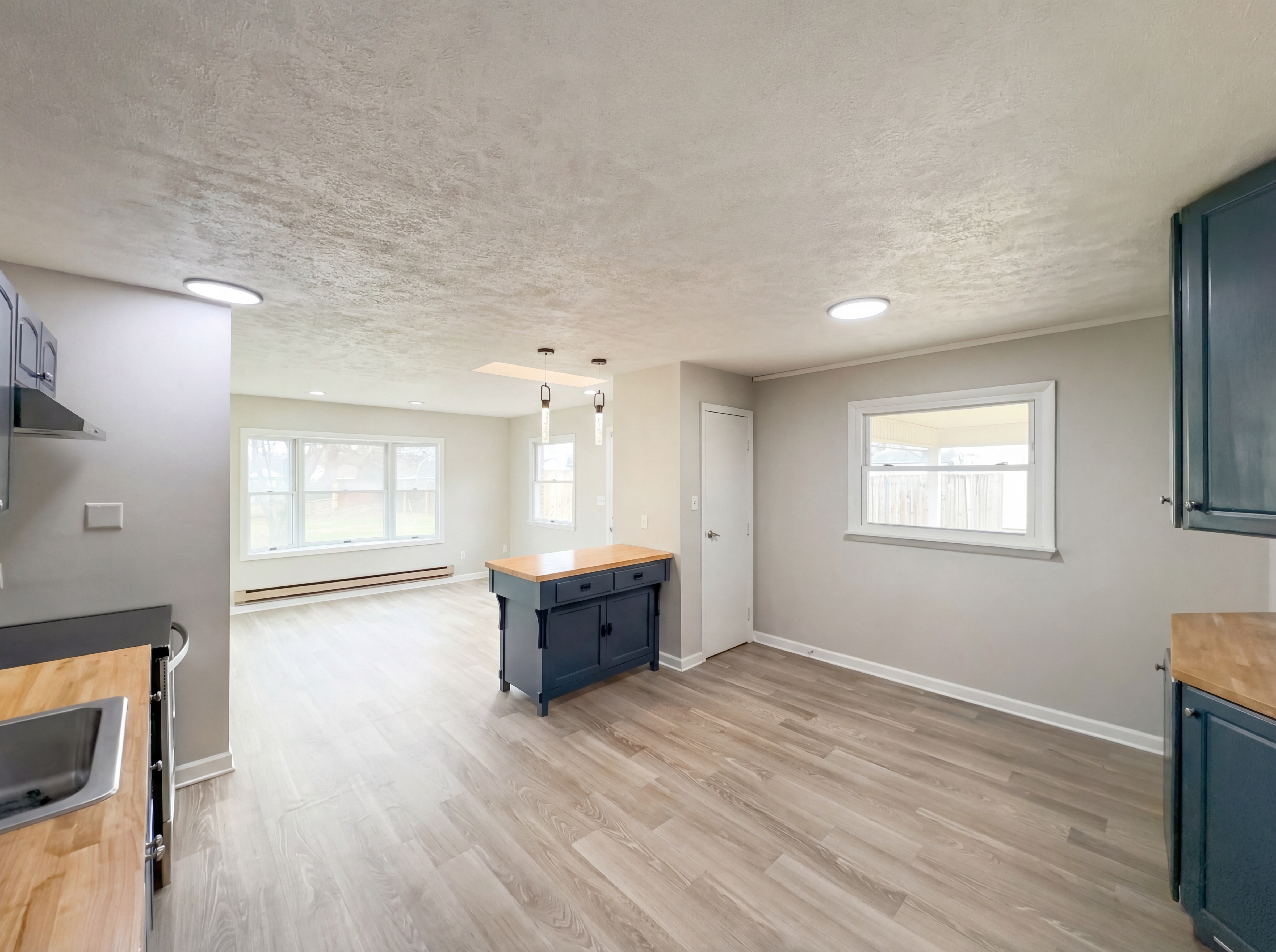 Photo 10 of 20 of 210 Littlebrook Dr, Fairfield, OH