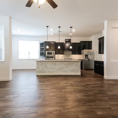 Property photo 2 of 10812 Marble Falls Pl