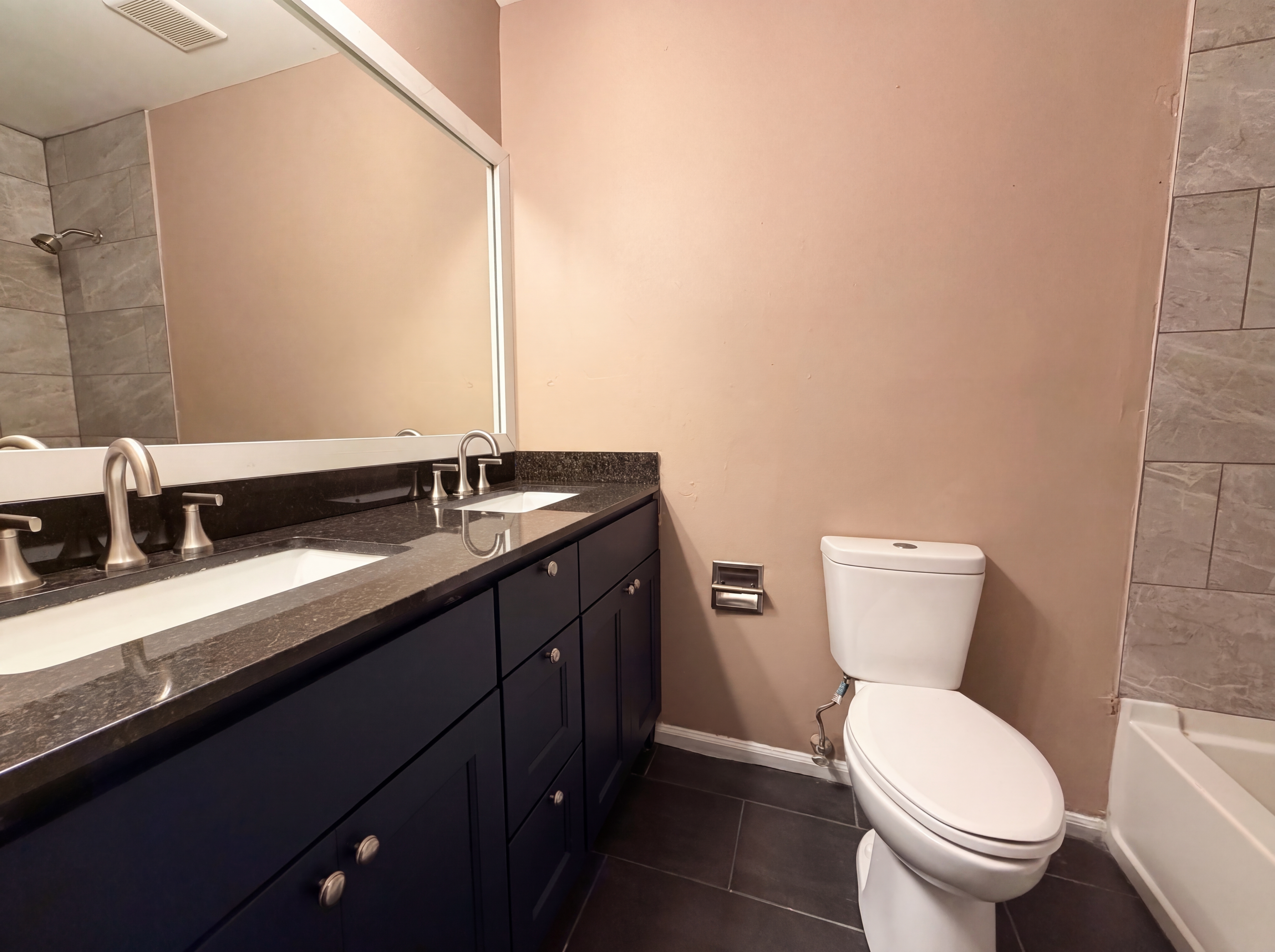 Photo 11 of 19 of 7020 Greenbower Ln, Atlanta, GA