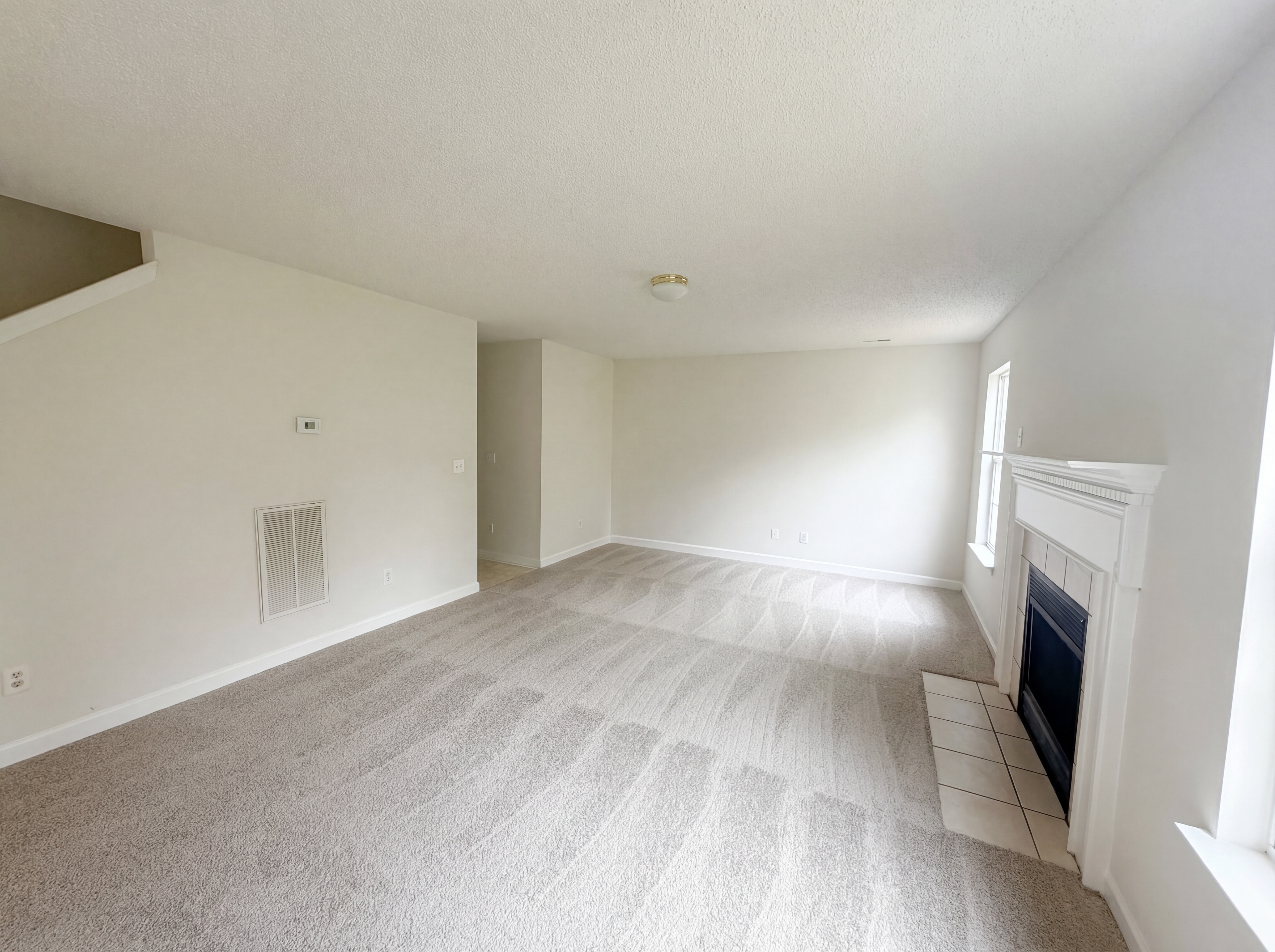 Photo 9 of 19 of 6620 Iron Brigade Ln, Charlotte, NC