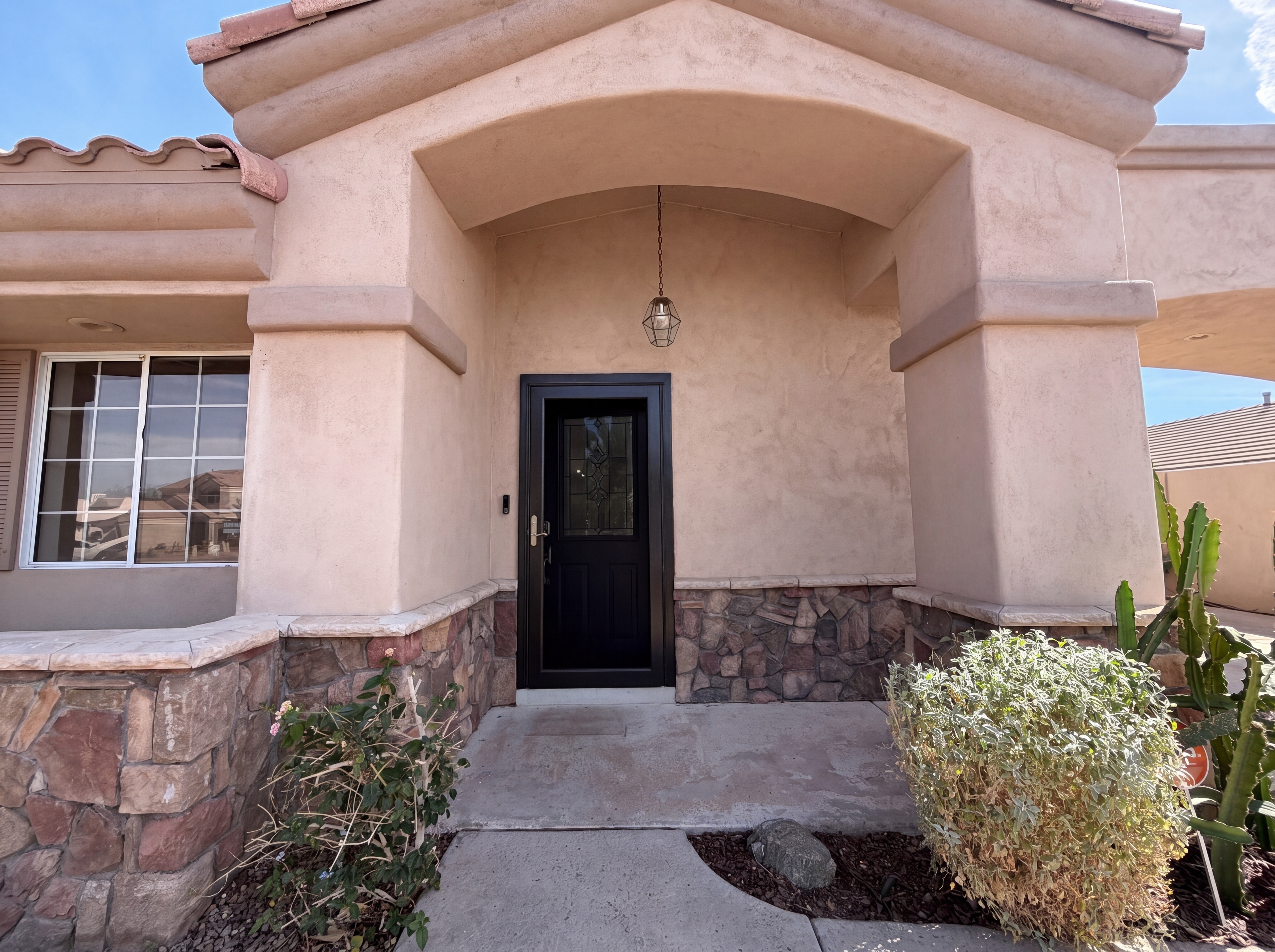 Photo 18 of 26 of 1519 E Desert Ln, Phoenix, AZ