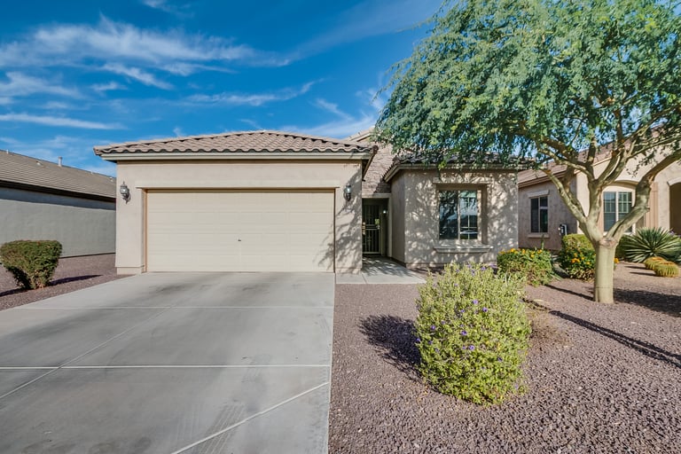 Photo 1 of 29 - 11118 E Silver Springs Ave, Mesa, AZ 85212