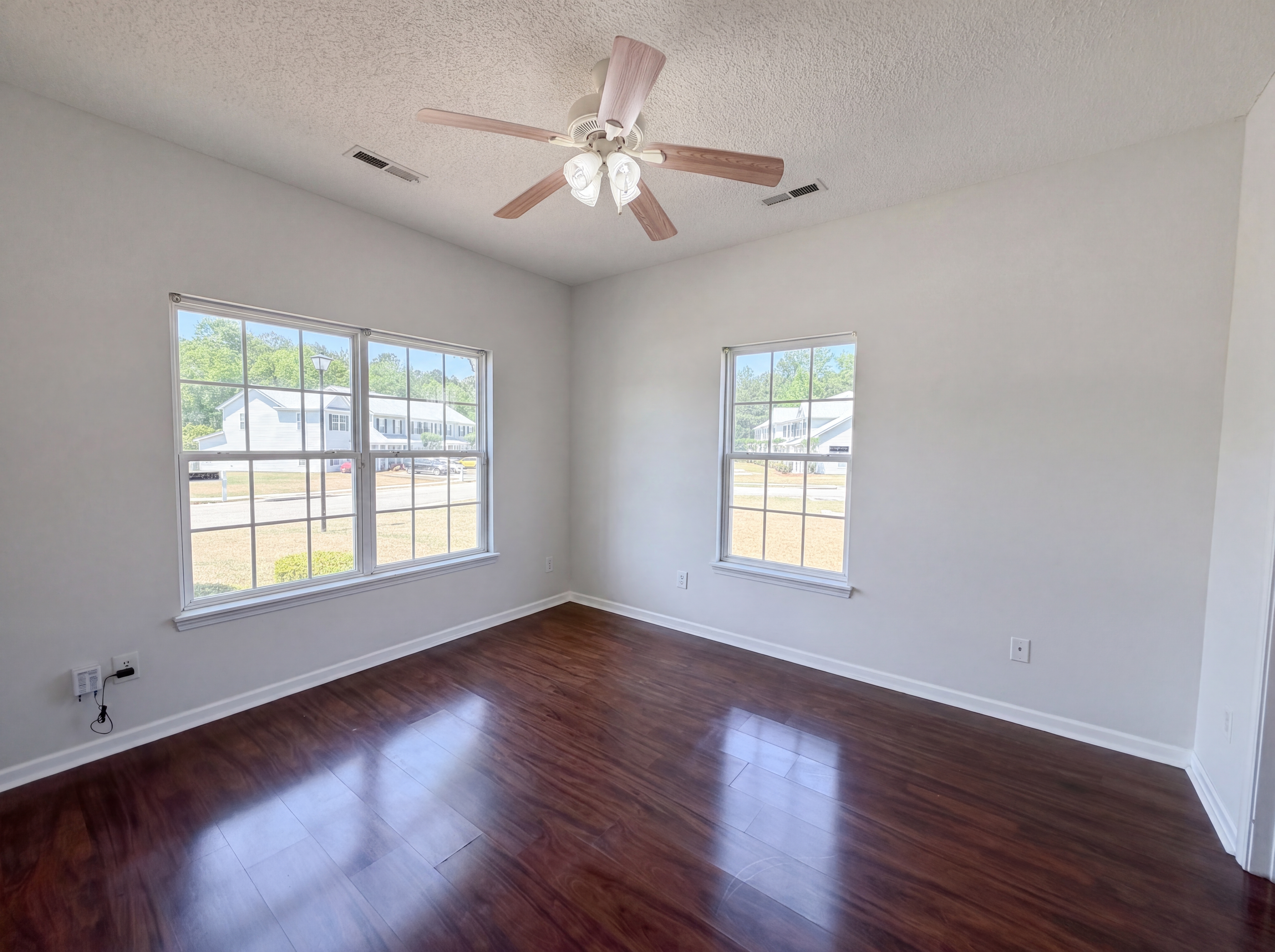Photo 10 of 20 of 212 Congaree River Dr, Summerville, SC