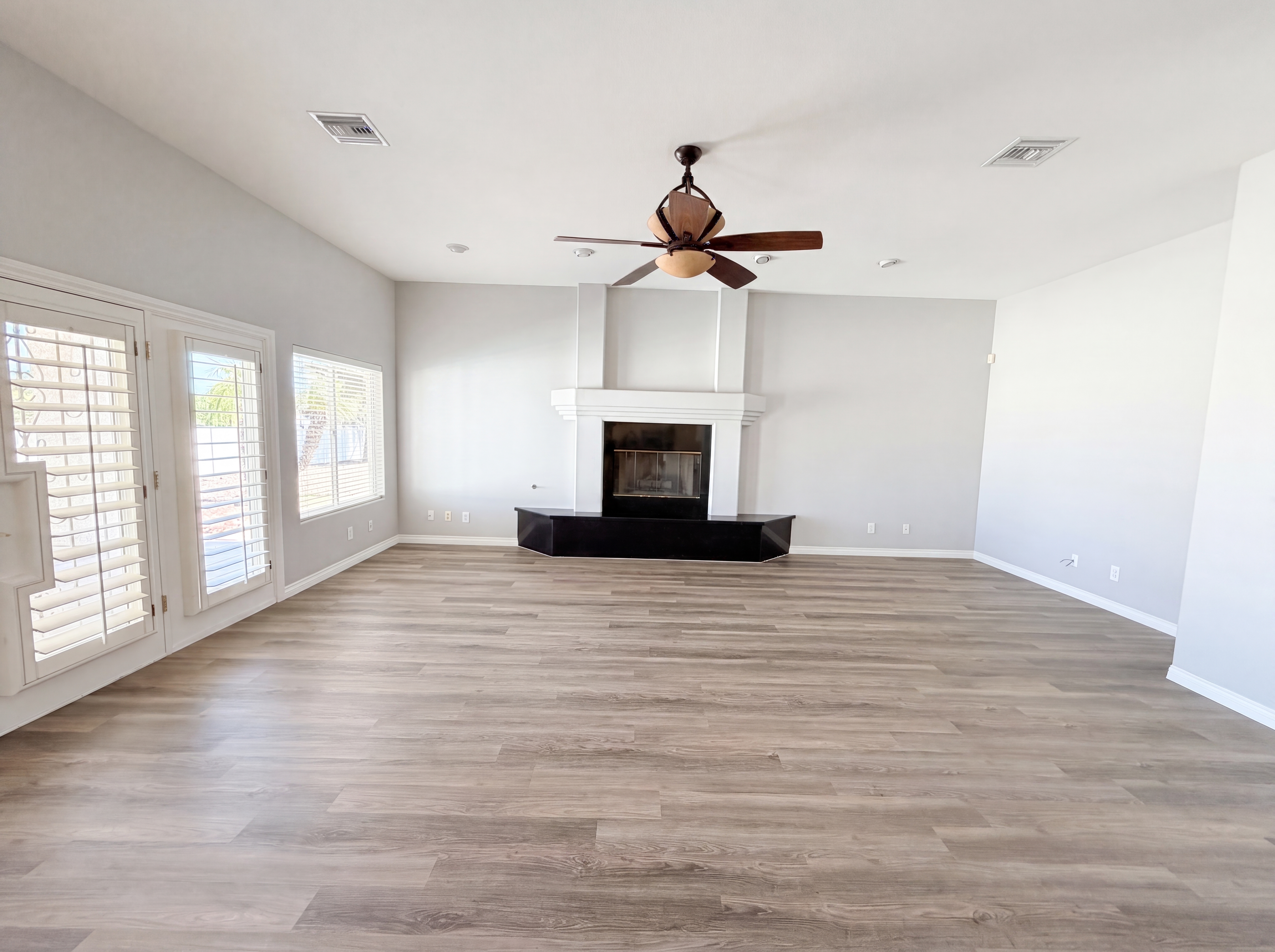 Photo 3 of 69 of 4870 Conough Ln, Las Vegas, NV