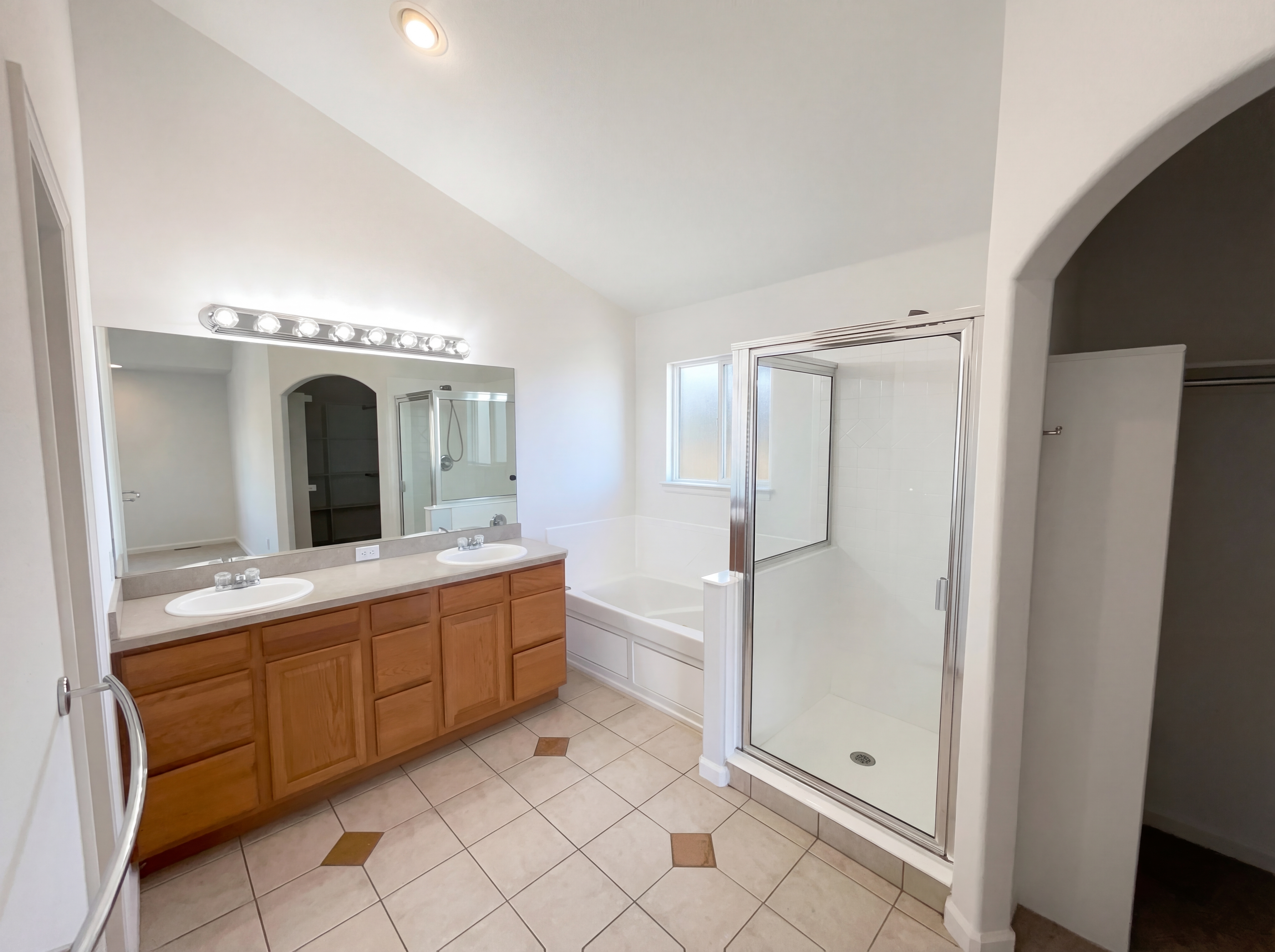 Photo 14 of 27 of 9686 Fairwood St, Littleton, CO