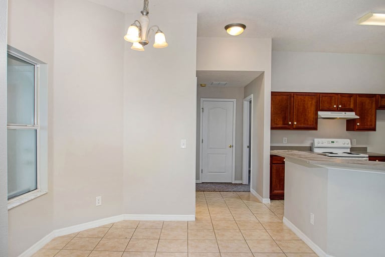 Photo 12 of 18 - 36641 Oconee Ave, Eustis, FL 32736