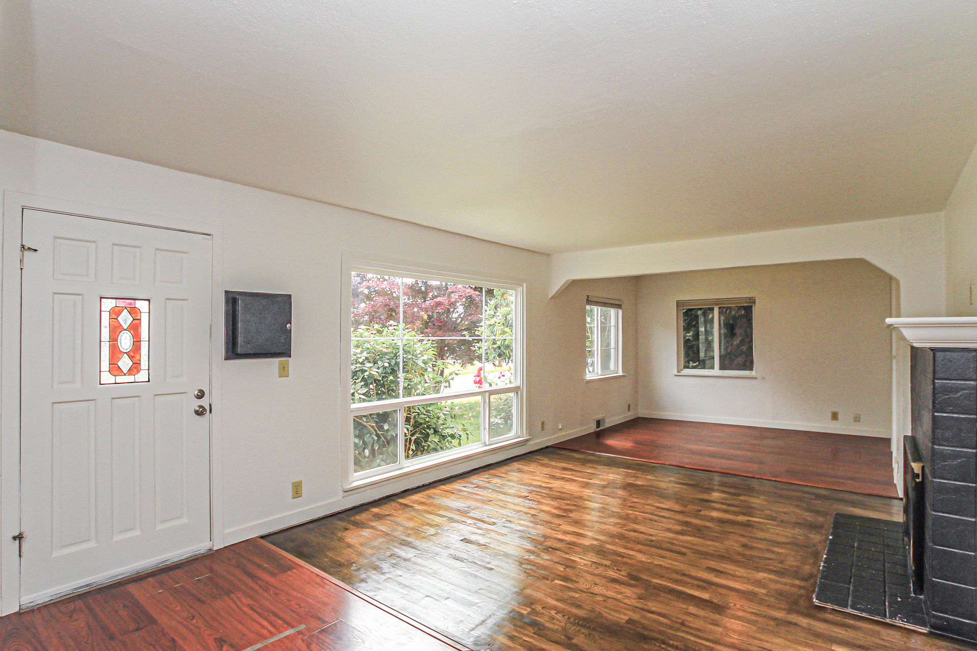 Photo 17 of 21 of 6426 S G St, Tacoma, WA