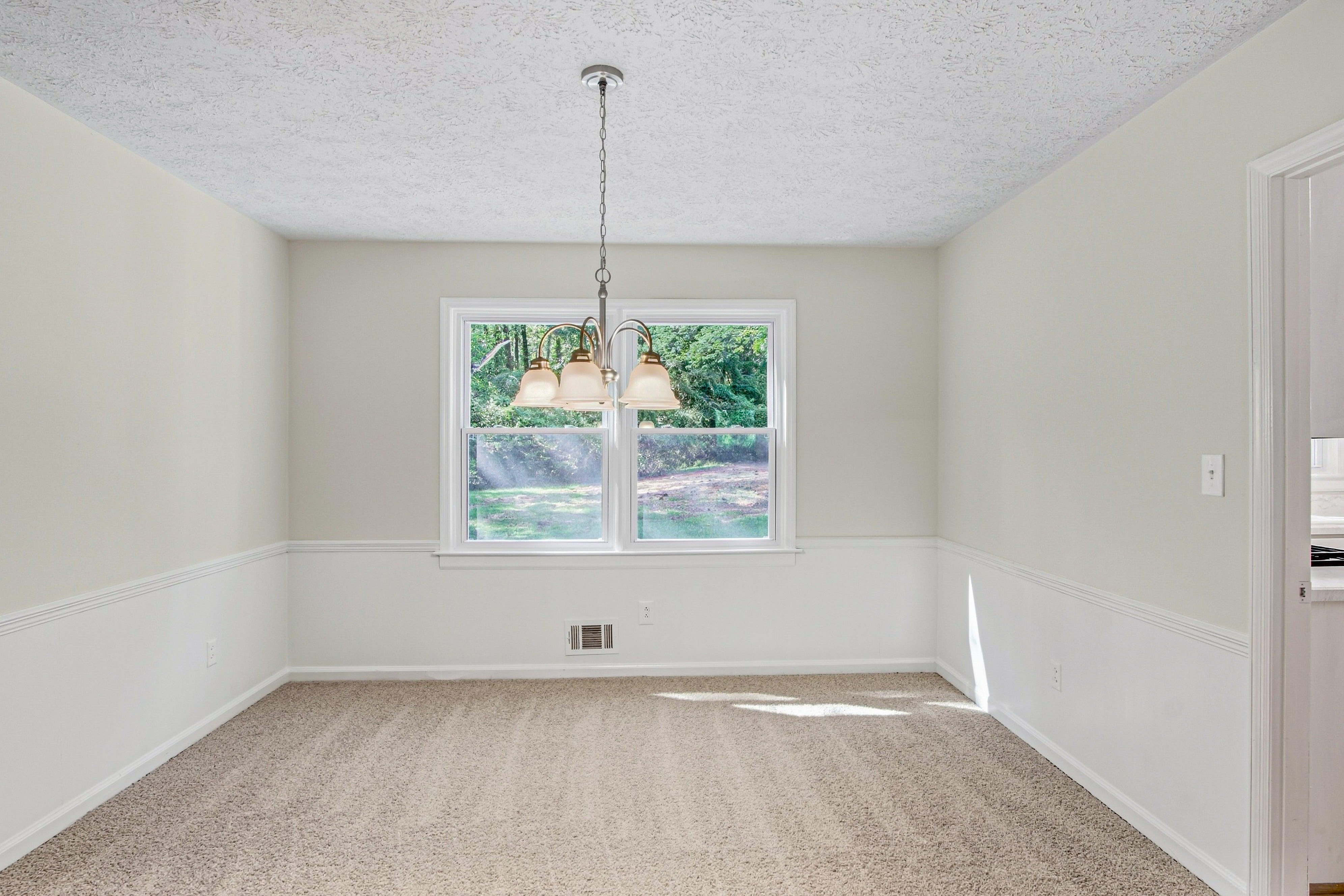 Photo 19 of 45 of 2215 Angela Dr SW, Lilburn, GA