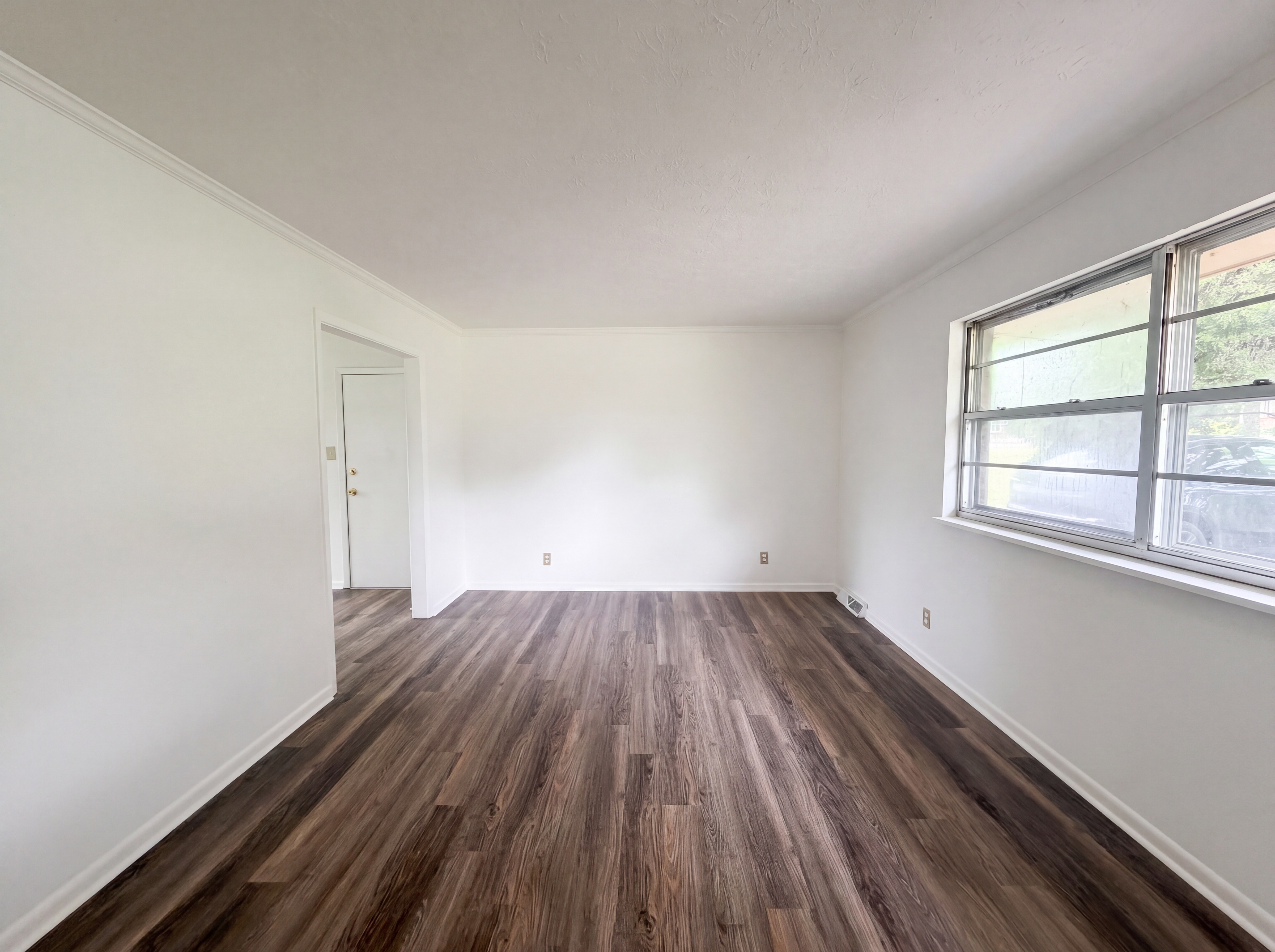 Photo 6 of 29 of 508 Bromley Ln, Knoxville, TN