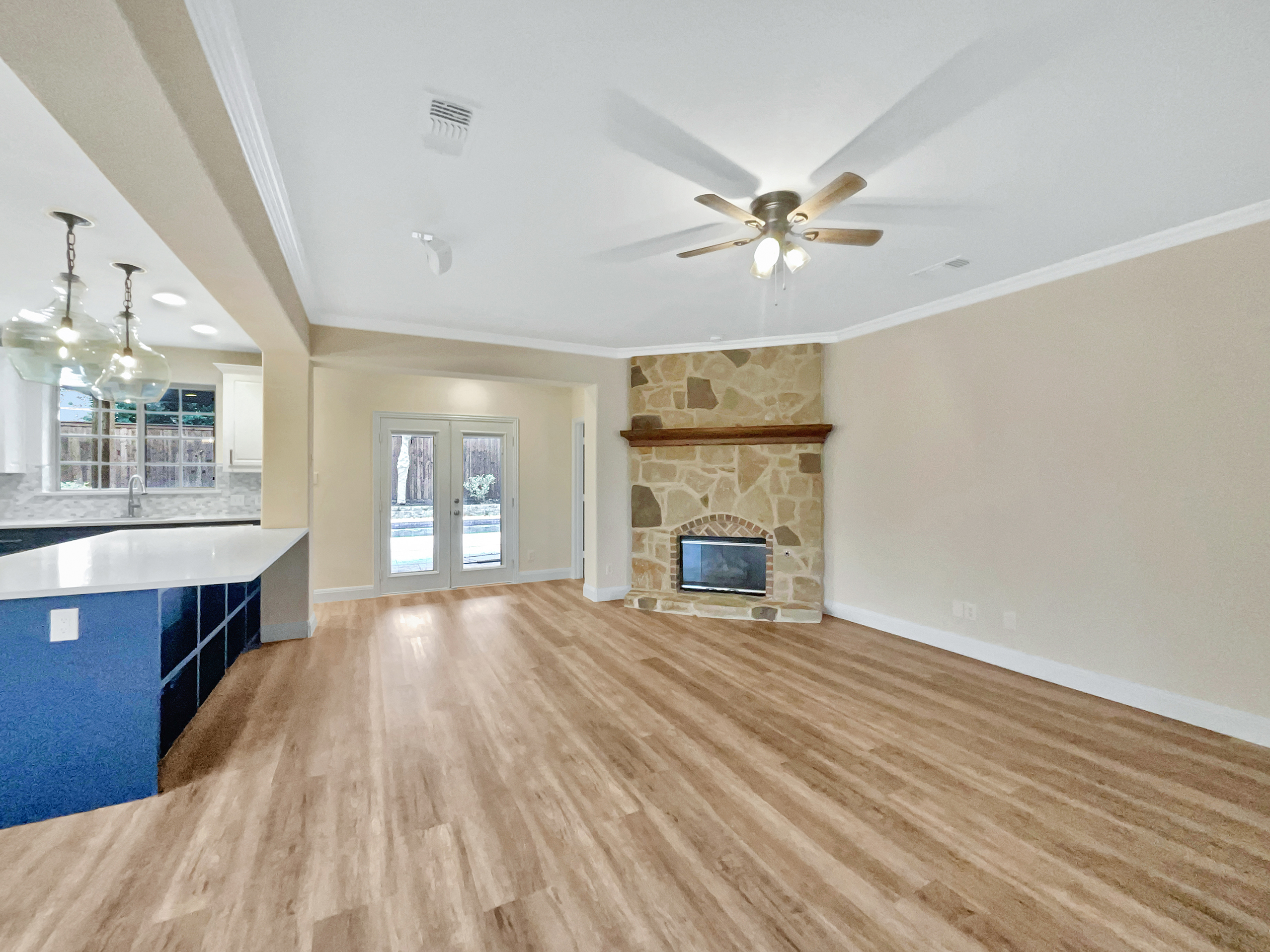 Photo 3 of 31 of 941 Fox Ridge Trl, Prosper, TX