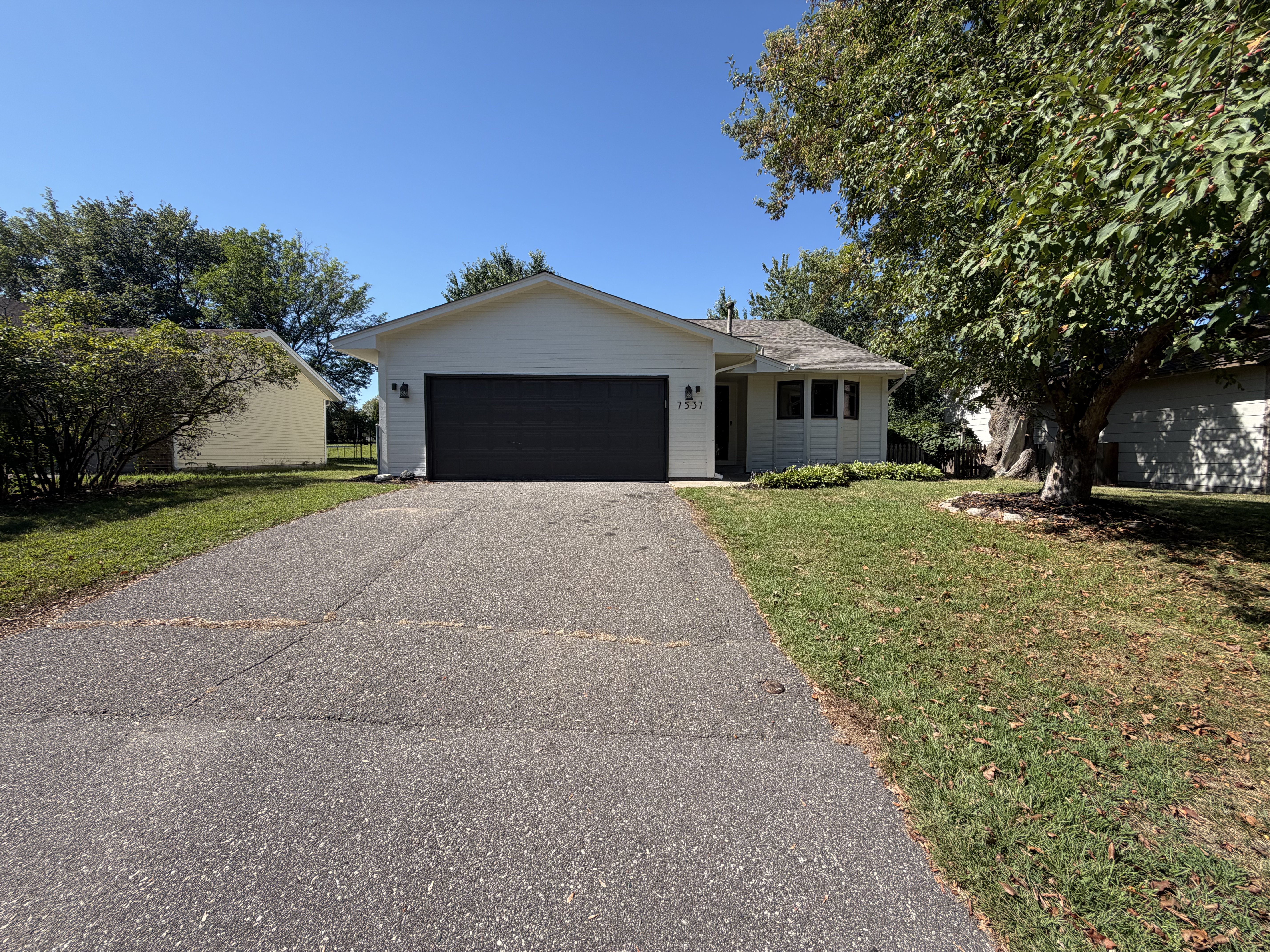 Photo 25 of 29 of 7537 Fairfield Rd, Brooklyn Park, MN