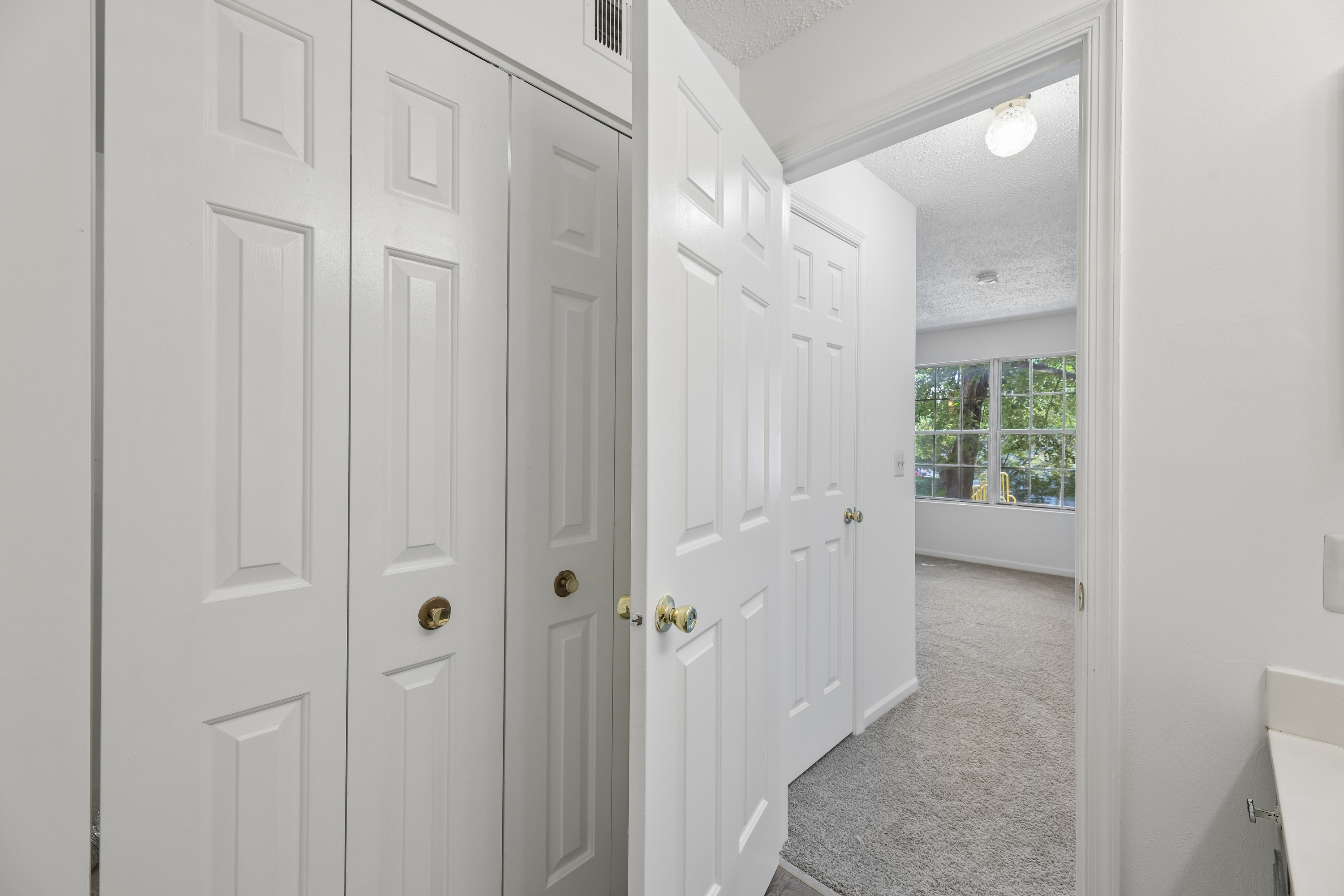 Photo 20 of 29 of 9260 Niki Pl, Manassas, VA
