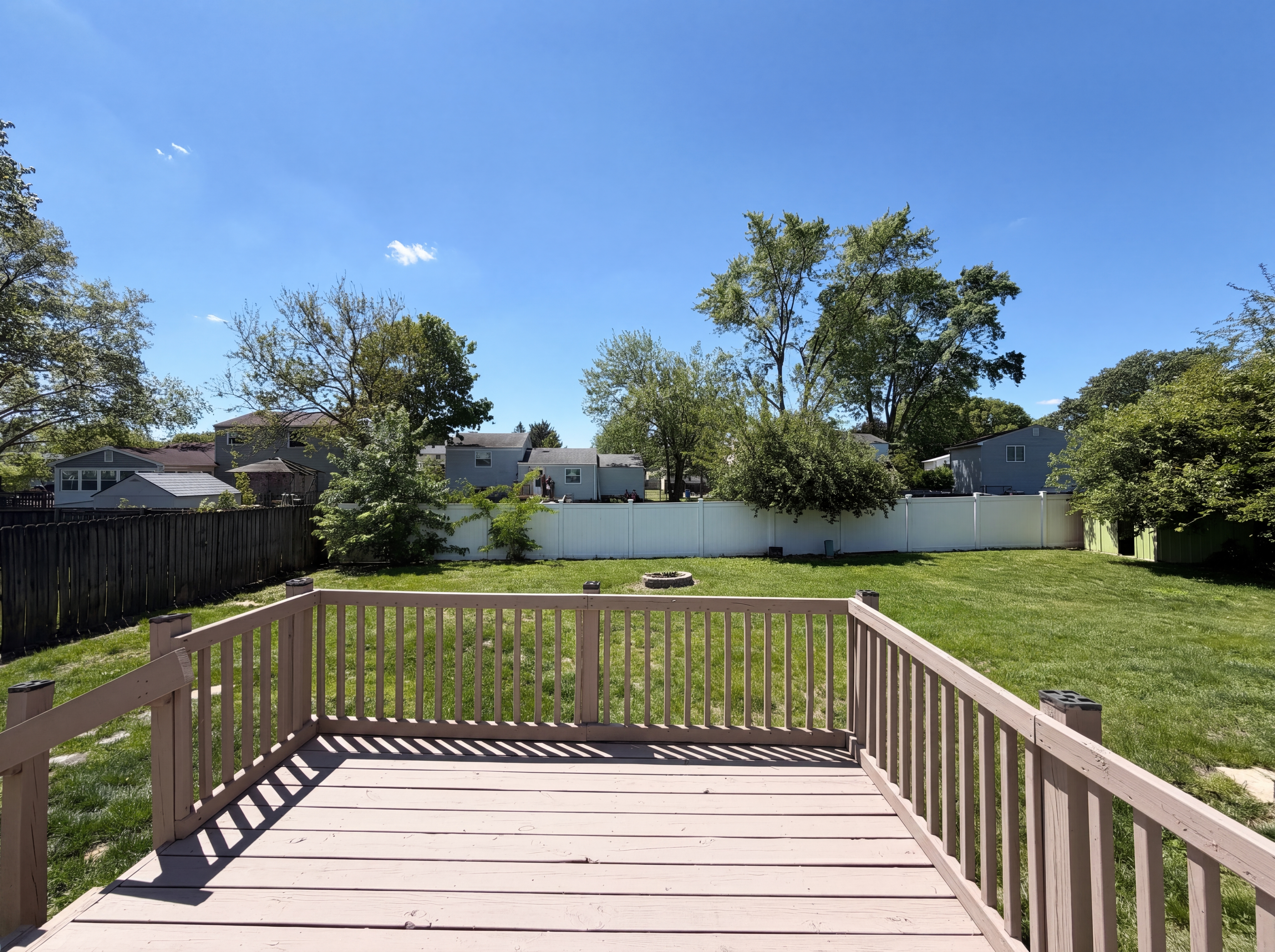 Photo 5 of 27 of 1301 Cinnamon Pl, Galloway, OH