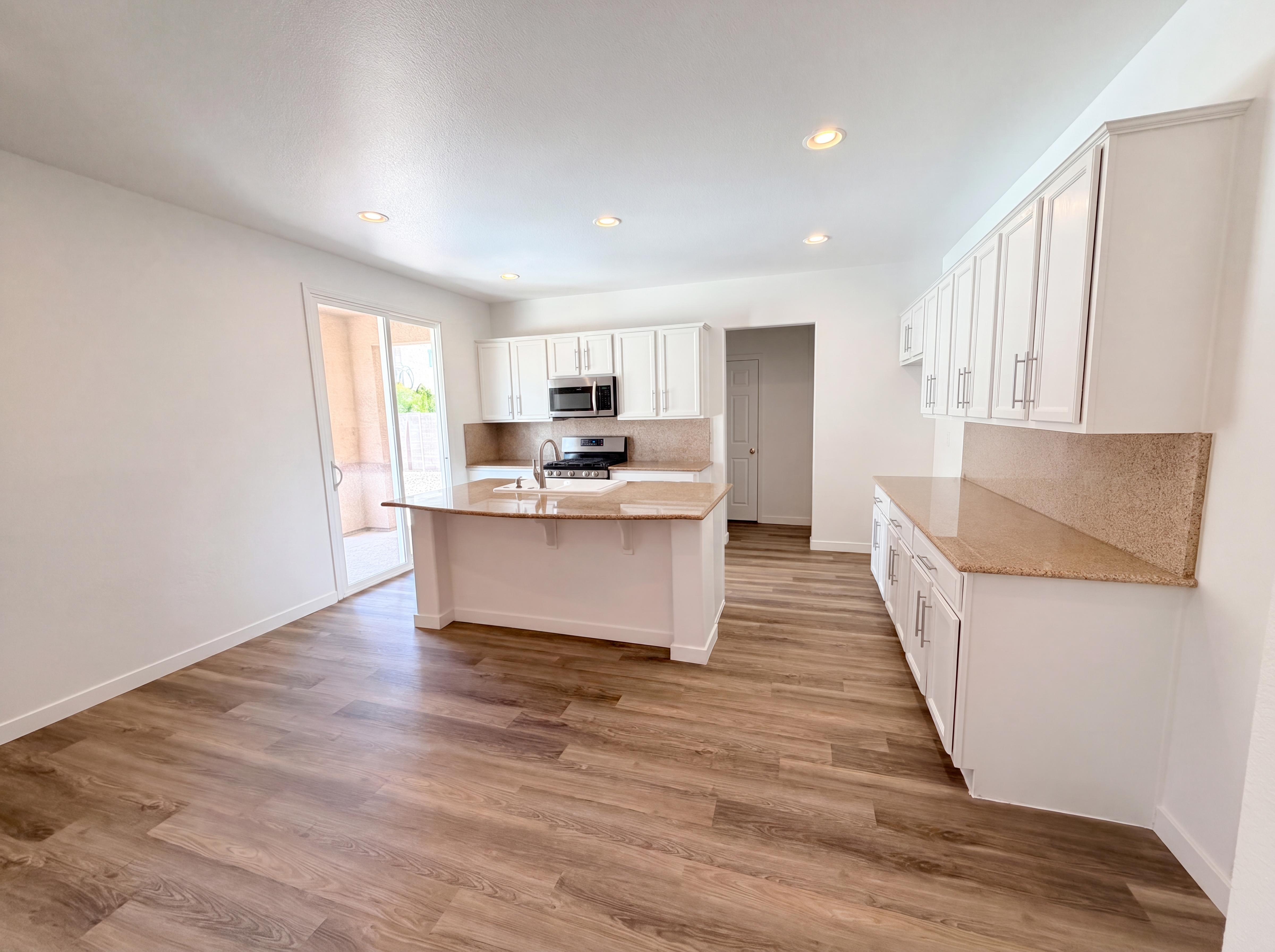 Photo 7 of 52 of 1812 John Bevy Ct, North Las Vegas, NV
