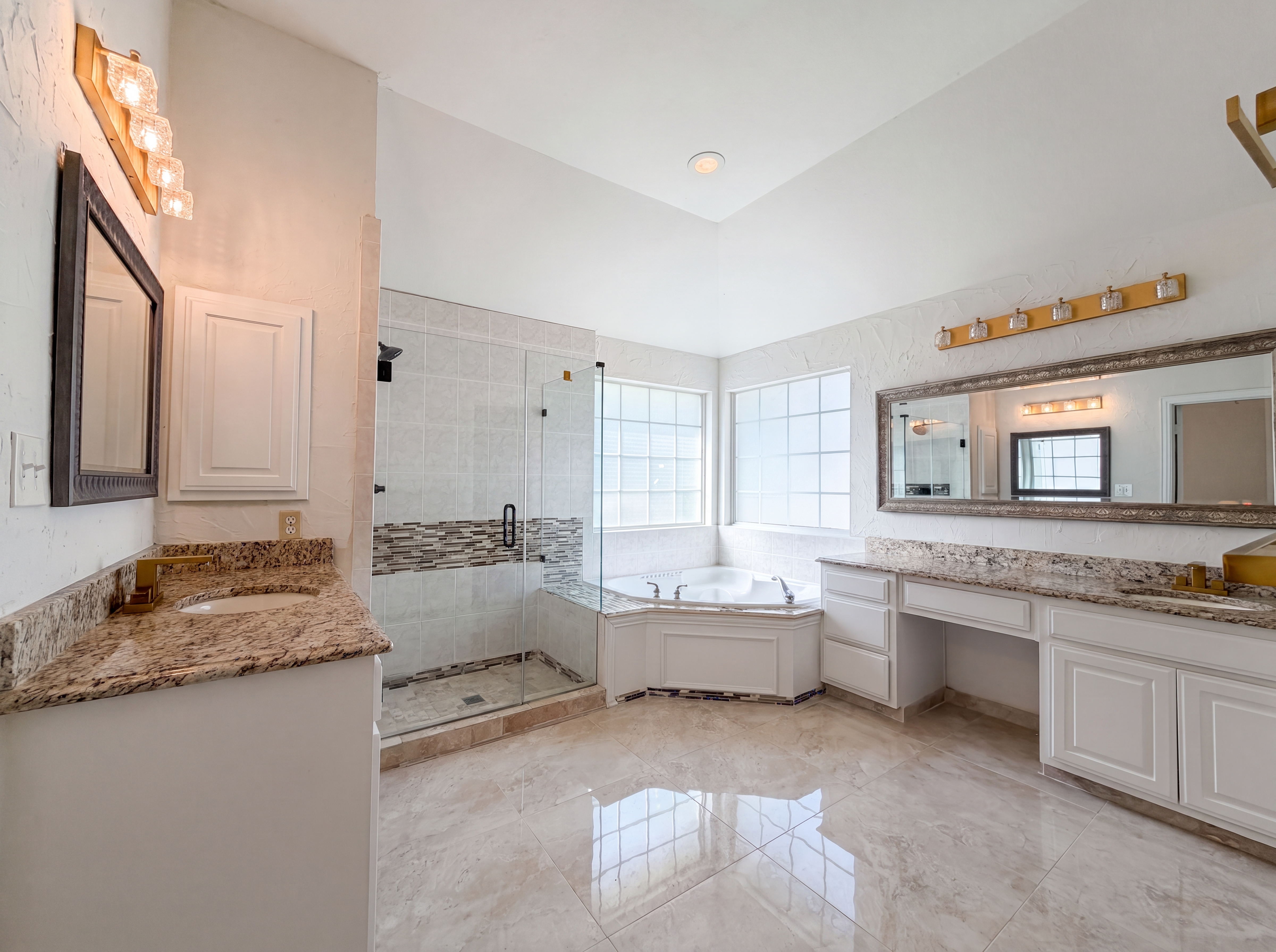 Photo 22 of 33 of 1429 Greenbriar Dr, Allen, TX