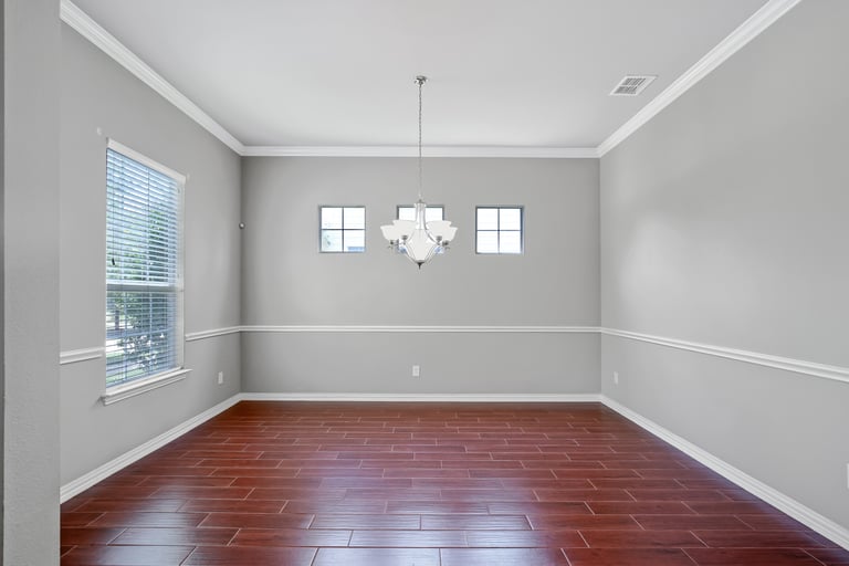 Photo 4 of 27 - 8601 Olmstead Ter, North Richland Hills, TX 76180