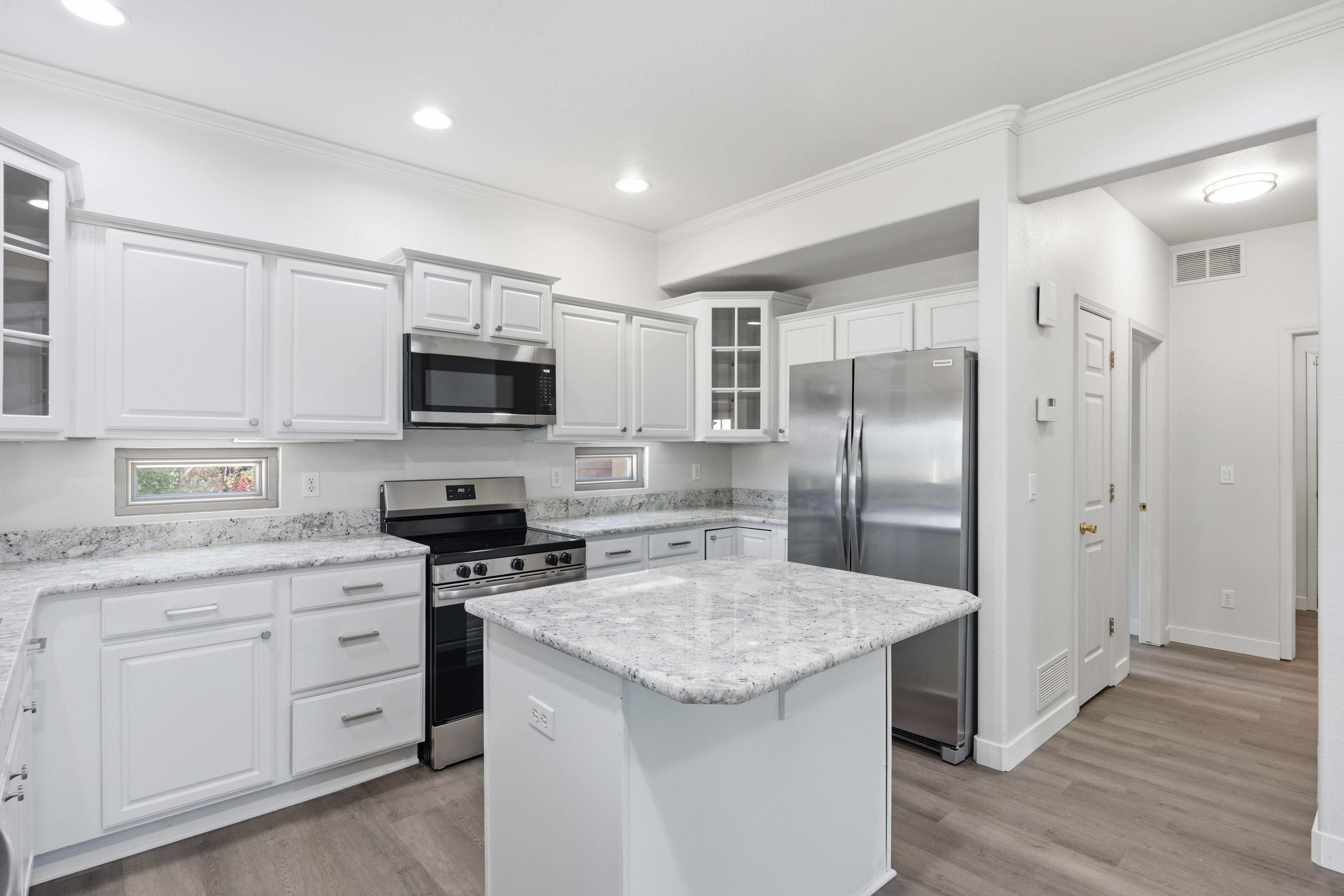 Photo 2 of 59 of 4770 Paramount Pl, Colorado Springs, CO