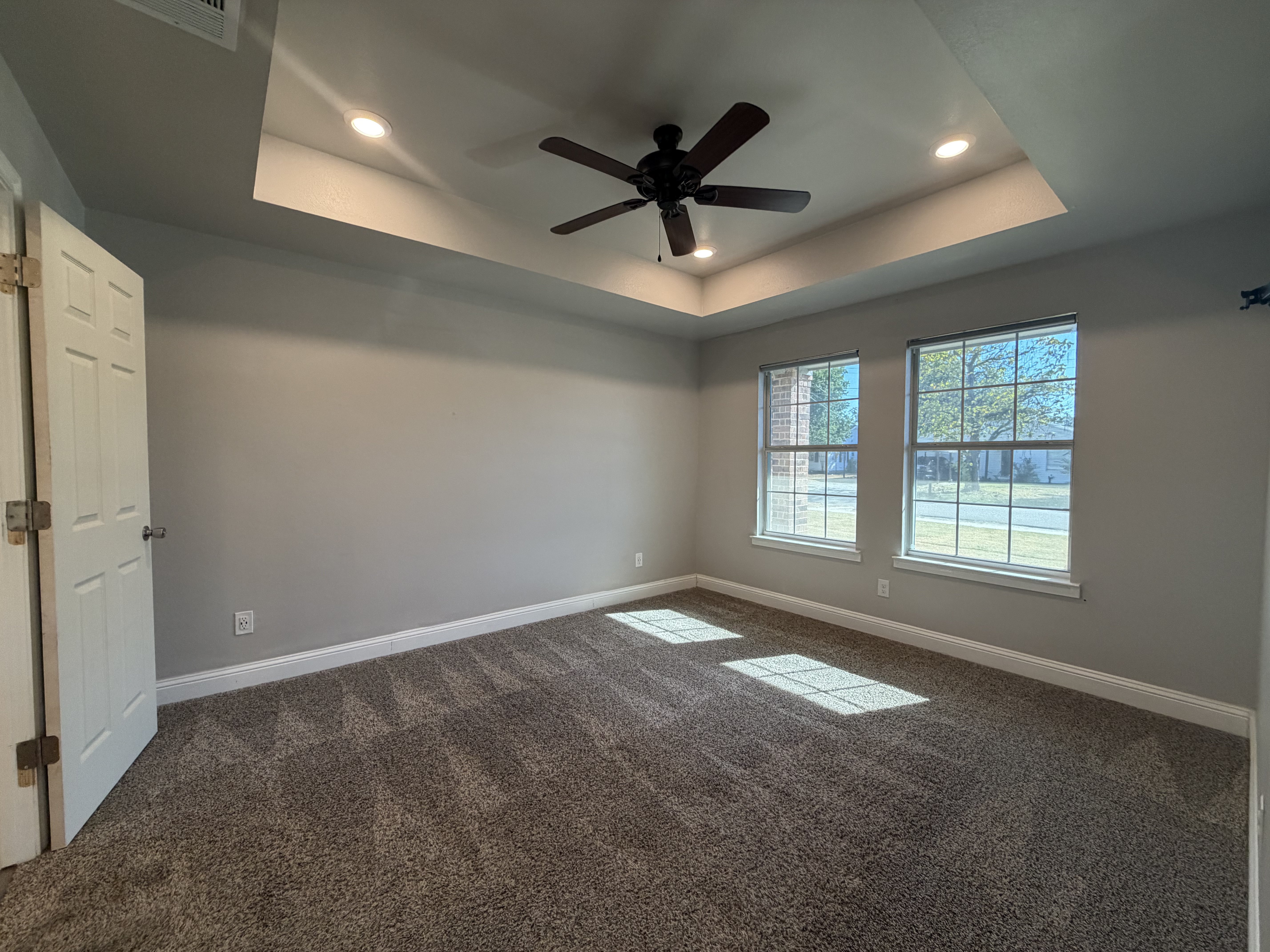 Photo 4 of 17 of 6006 Colorado St, Greenville, TX