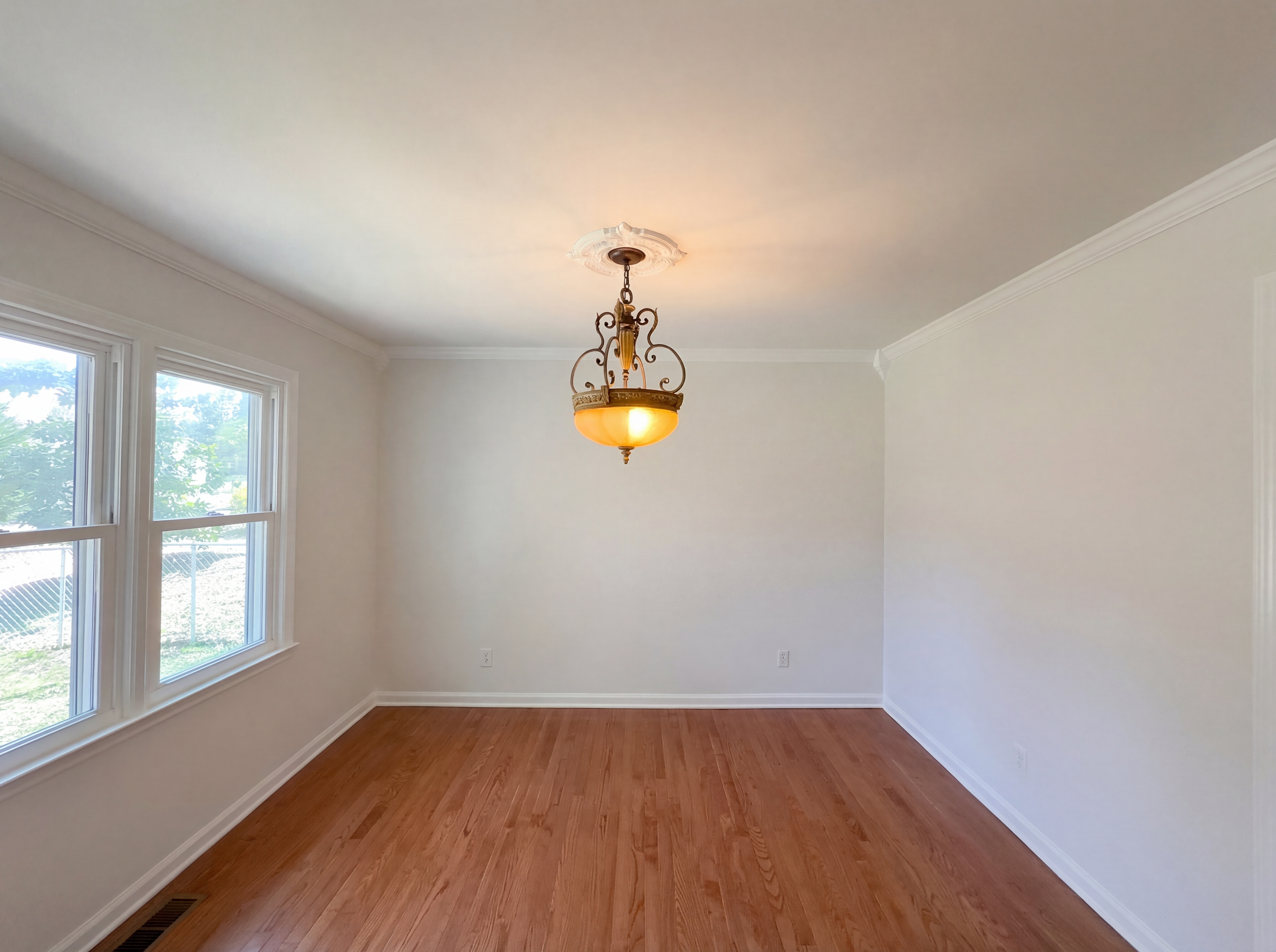 Photo 8 of 19 of 524 Green Willow Cir, Wendell, NC