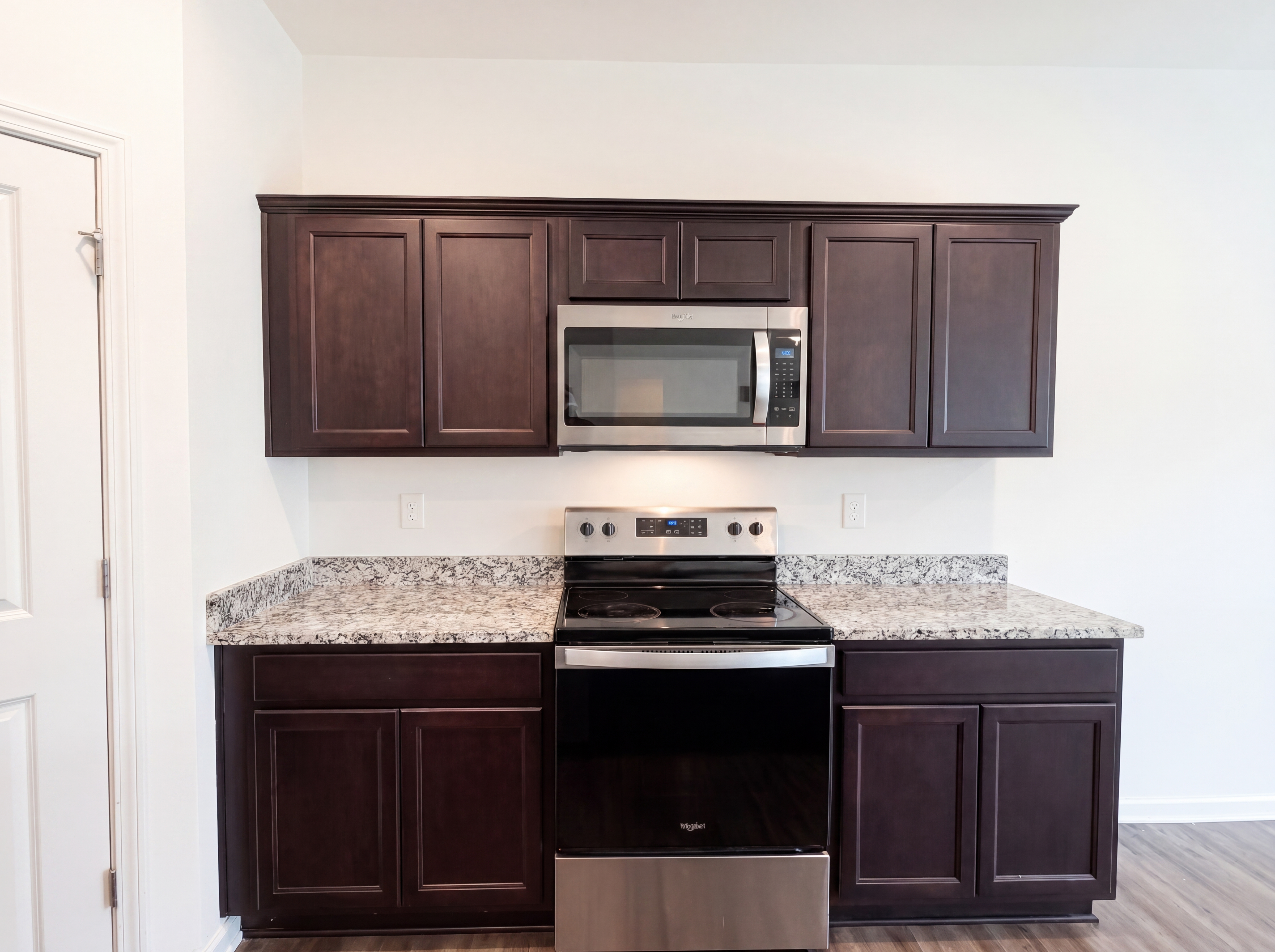 Photo 6 of 29 of 15 Regal Ln, Covington, GA