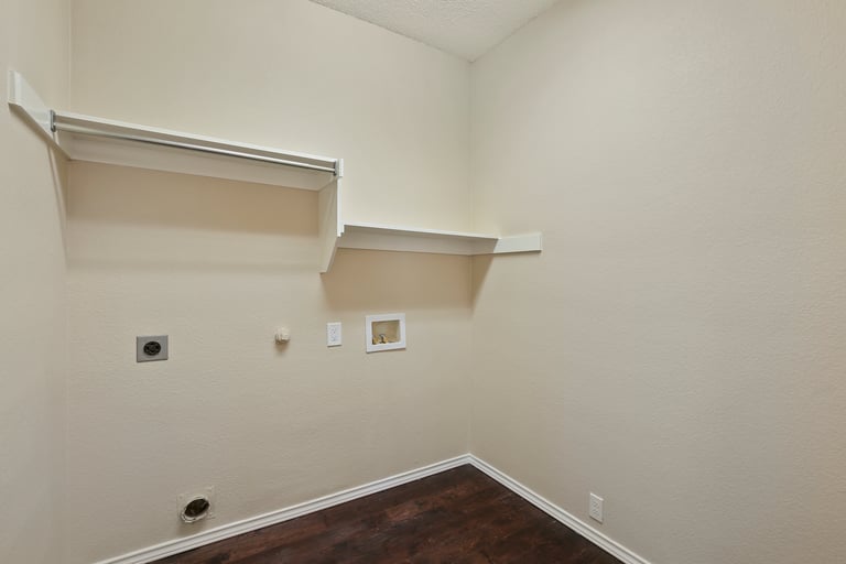 Photo 28 of 30 - 4648 Park Bend Dr, Fort Worth, TX 76137