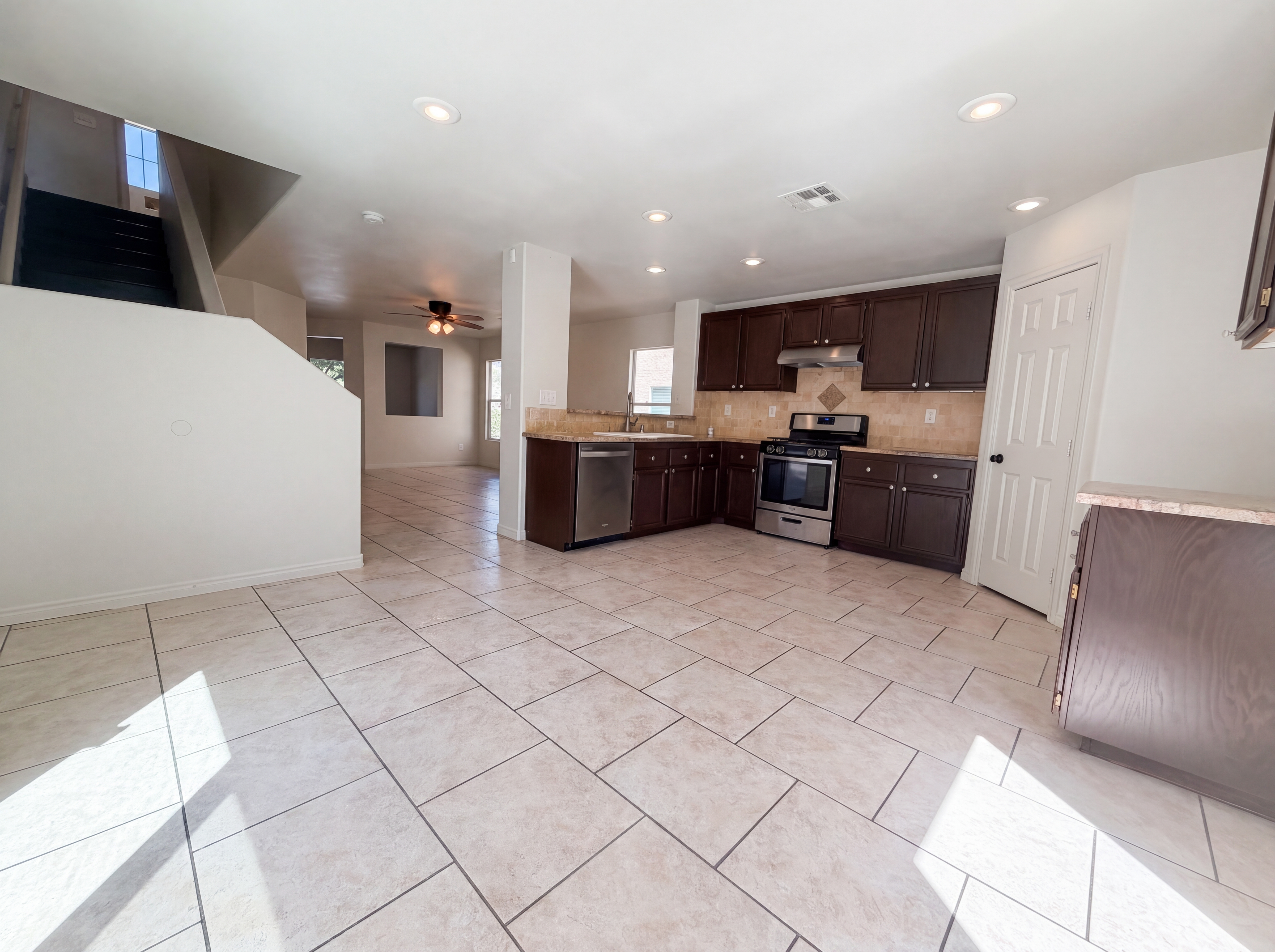 Photo 11 of 22 of 7274 Pine Barrens St, Las Vegas, NV