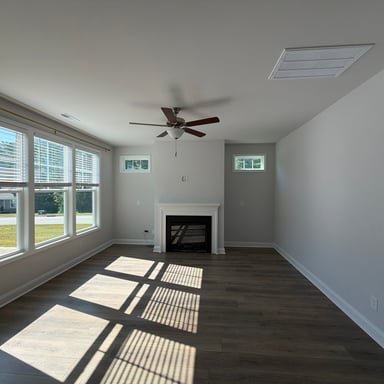 Property photo 3 of 148 Glenwood Ct