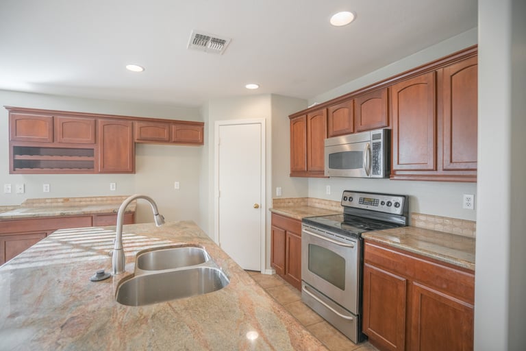 Photo 7 of 34 - 4403 W Maldonado Rd, Laveen, AZ 85339