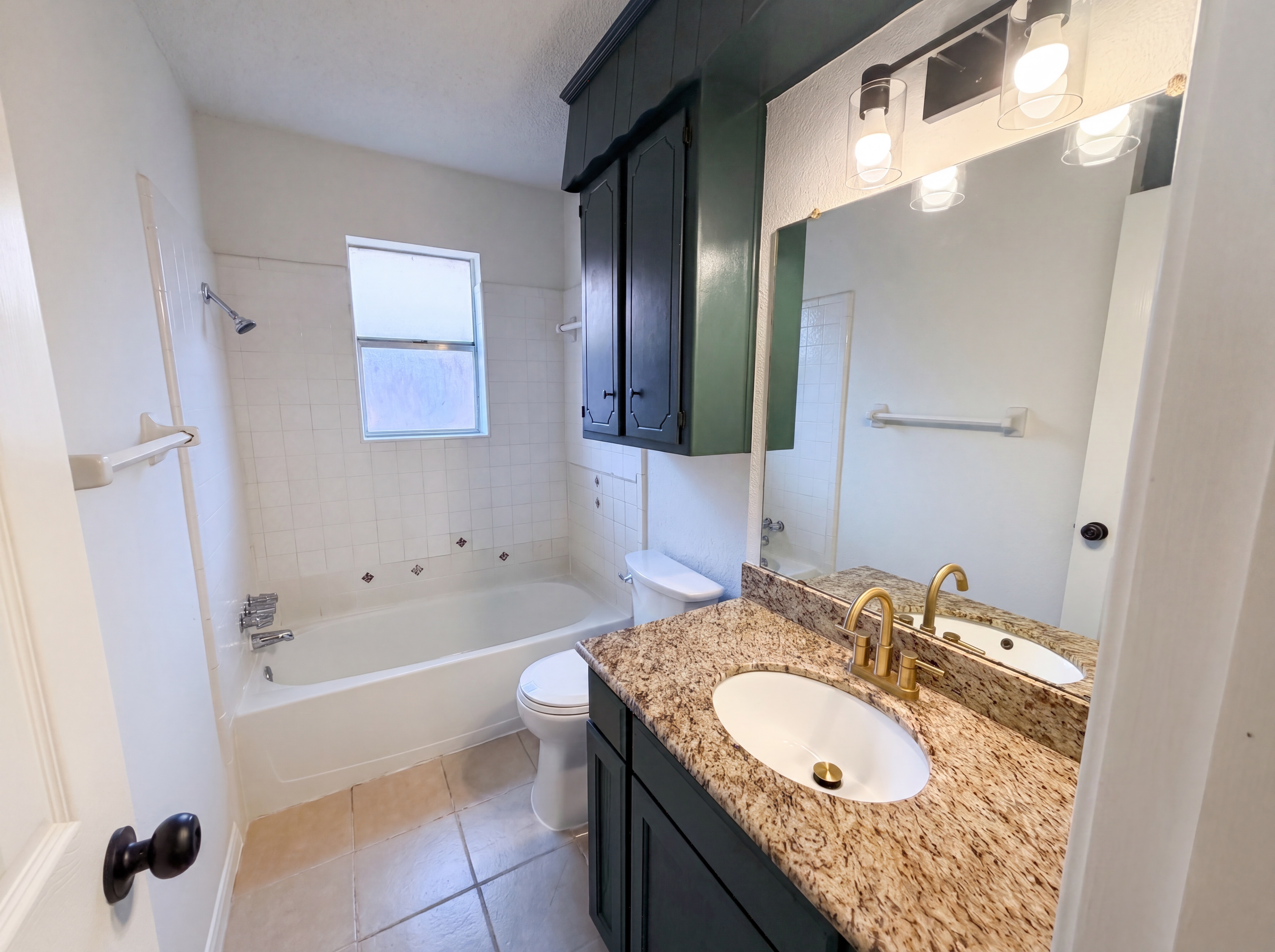 Photo 16 of 18 of 12614 A Bar Dr, Santa Fe, TX