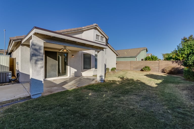 Photo 5 of 35 - 8651 E Monte Ave, Mesa, AZ 85209