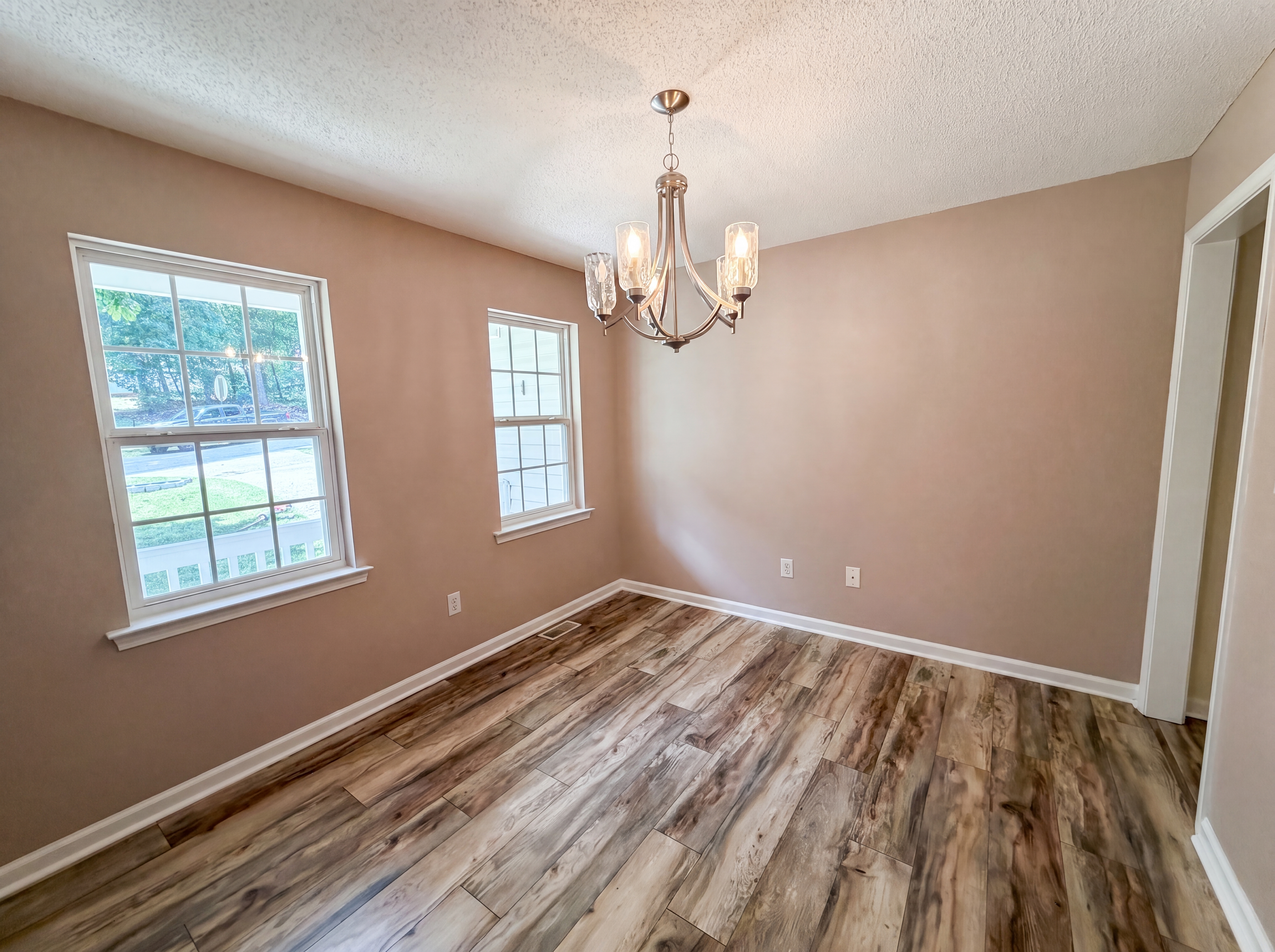 Photo 7 of 27 of 311 Hickory Wood Dr, Kannapolis, NC