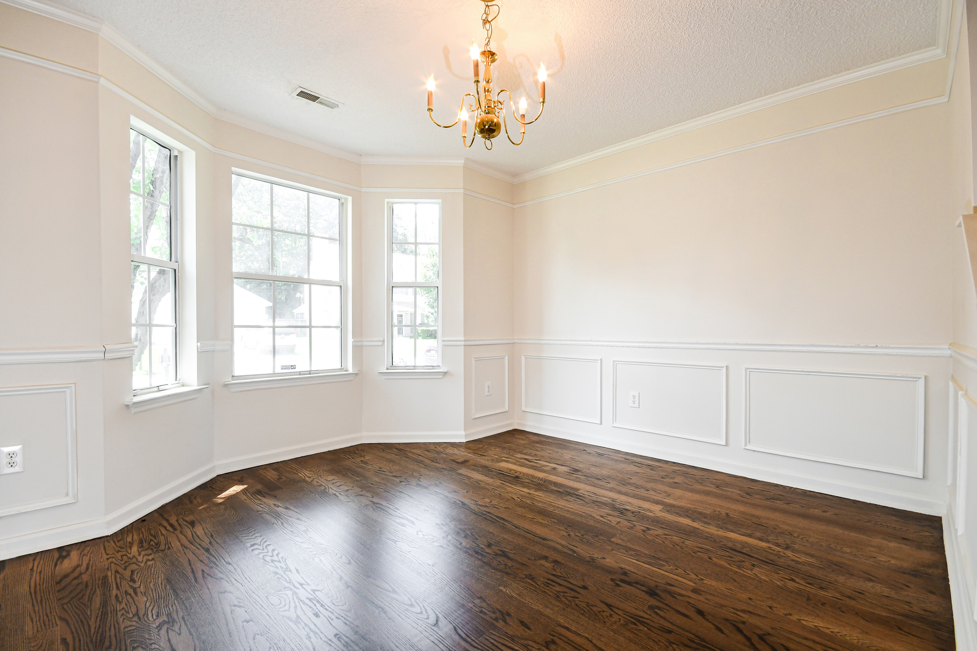 Photo 6 of 21 of 8612 Coppergrove Dr, North Charleston, SC