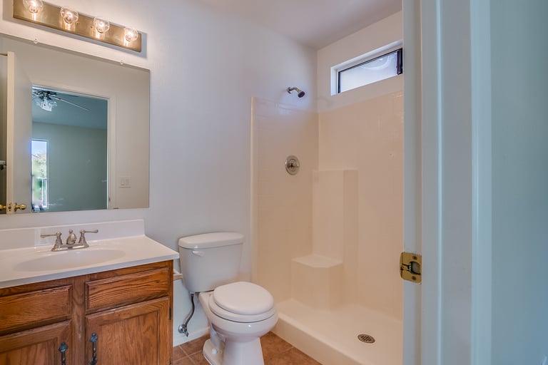 Photo 12 of 18 - 3030 E Villa Rita Dr, Phoenix, AZ 85032
