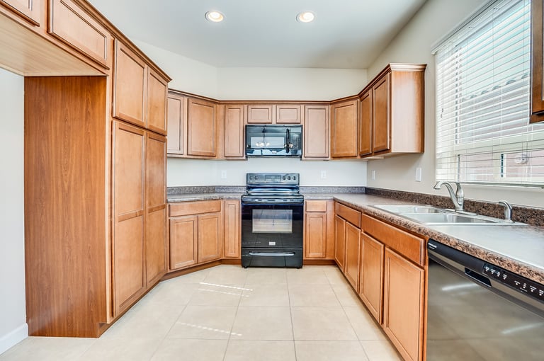 Photo 4 of 22 - 5031 E Iolite St, San Tan Valley, AZ 85143