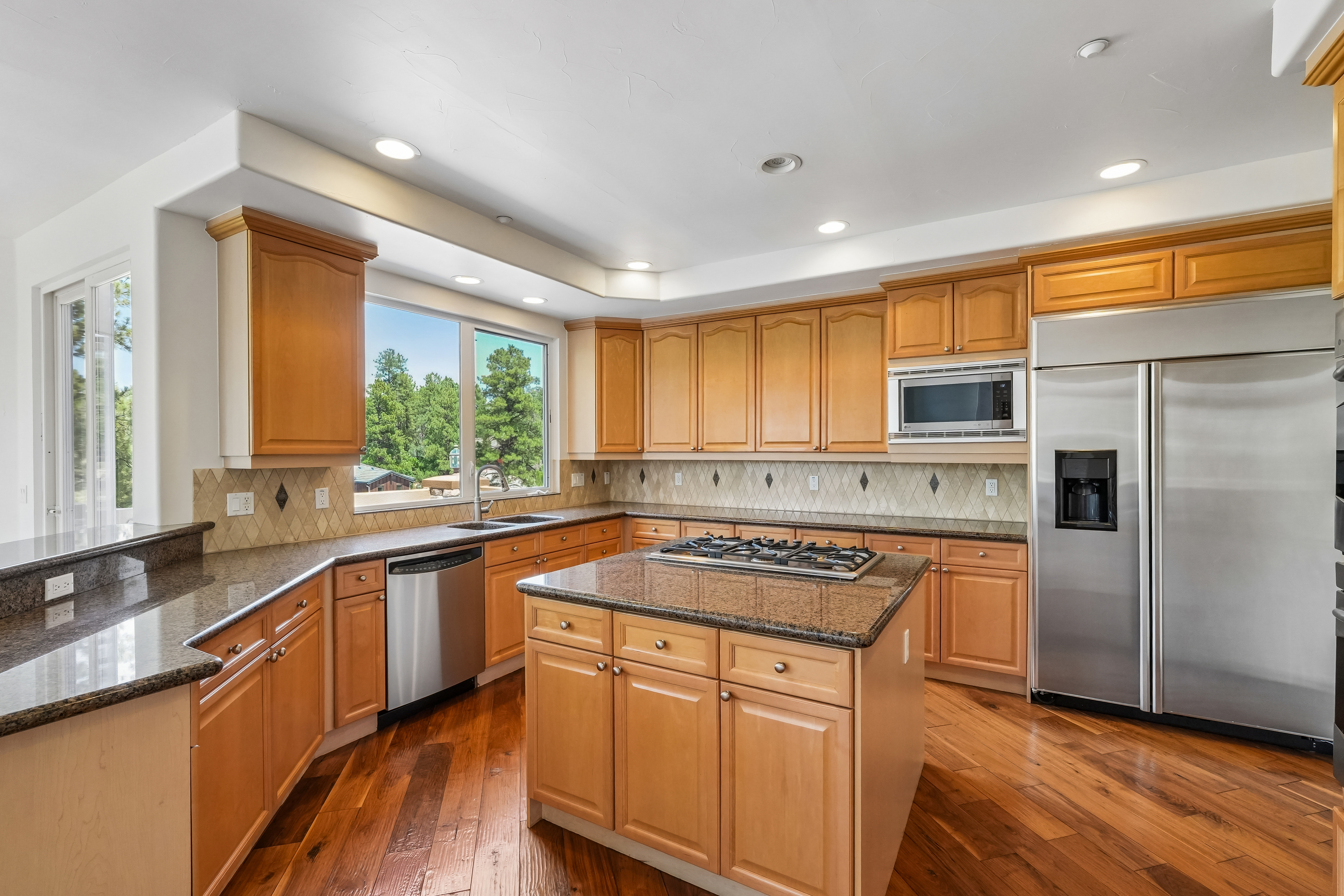 Photo 2 of 80 of 4730 Tierra Alta Dr, Castle Rock, CO