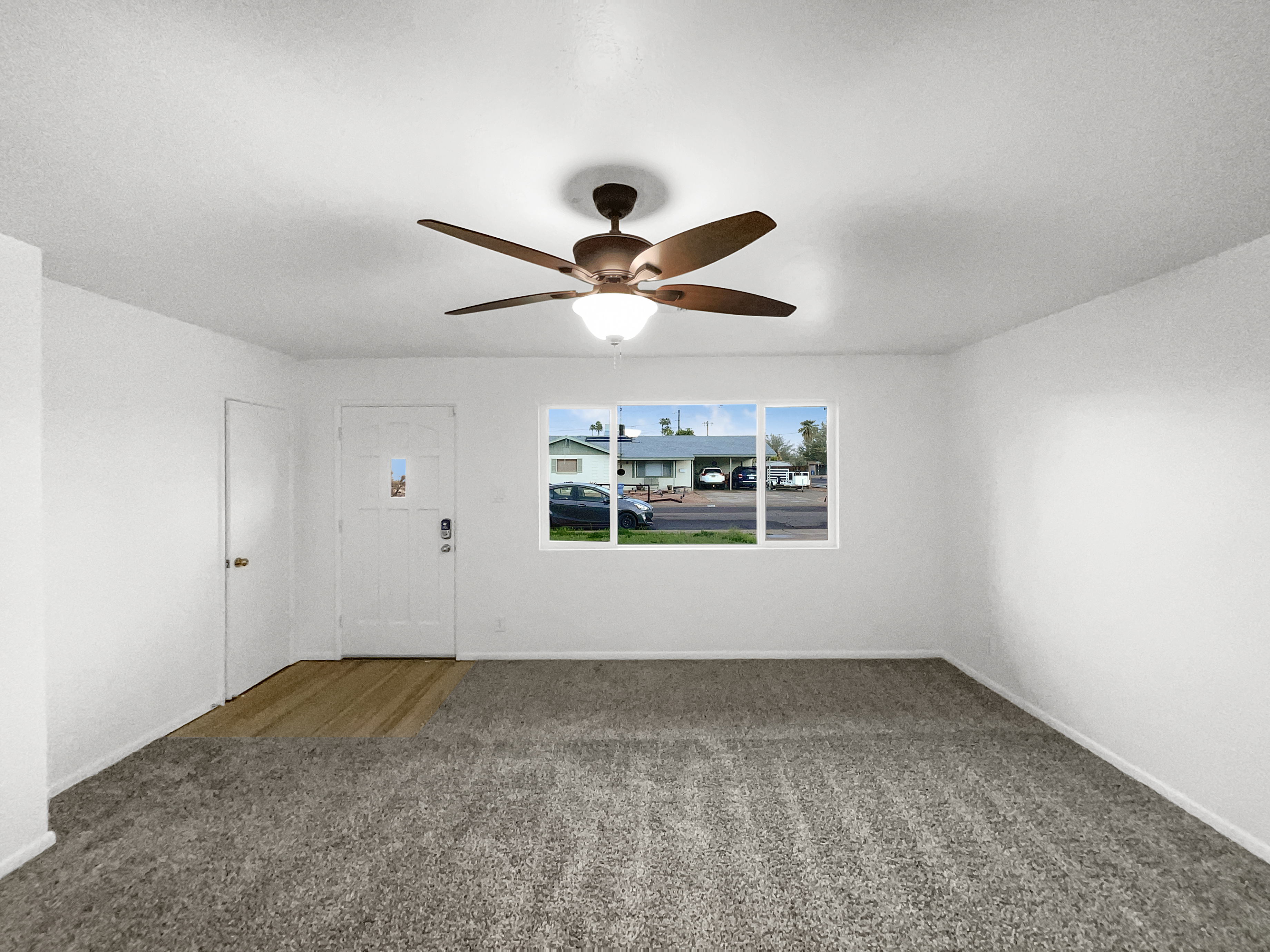Photo 3 of 19 of 901 W 16th St, Tempe, AZ