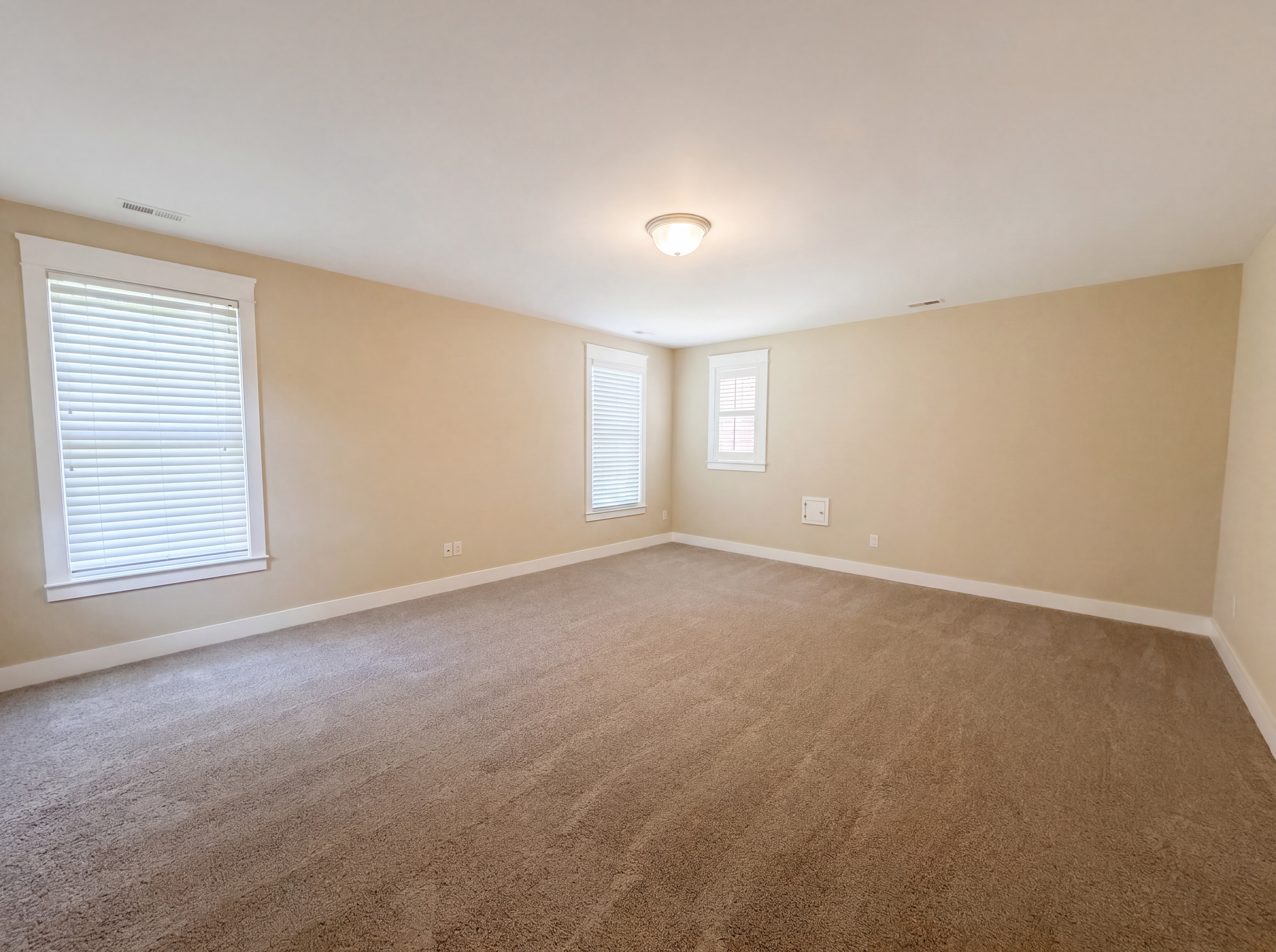 Photo 13 of 24 of 16201 Alsdell Rd, Midlothian, VA